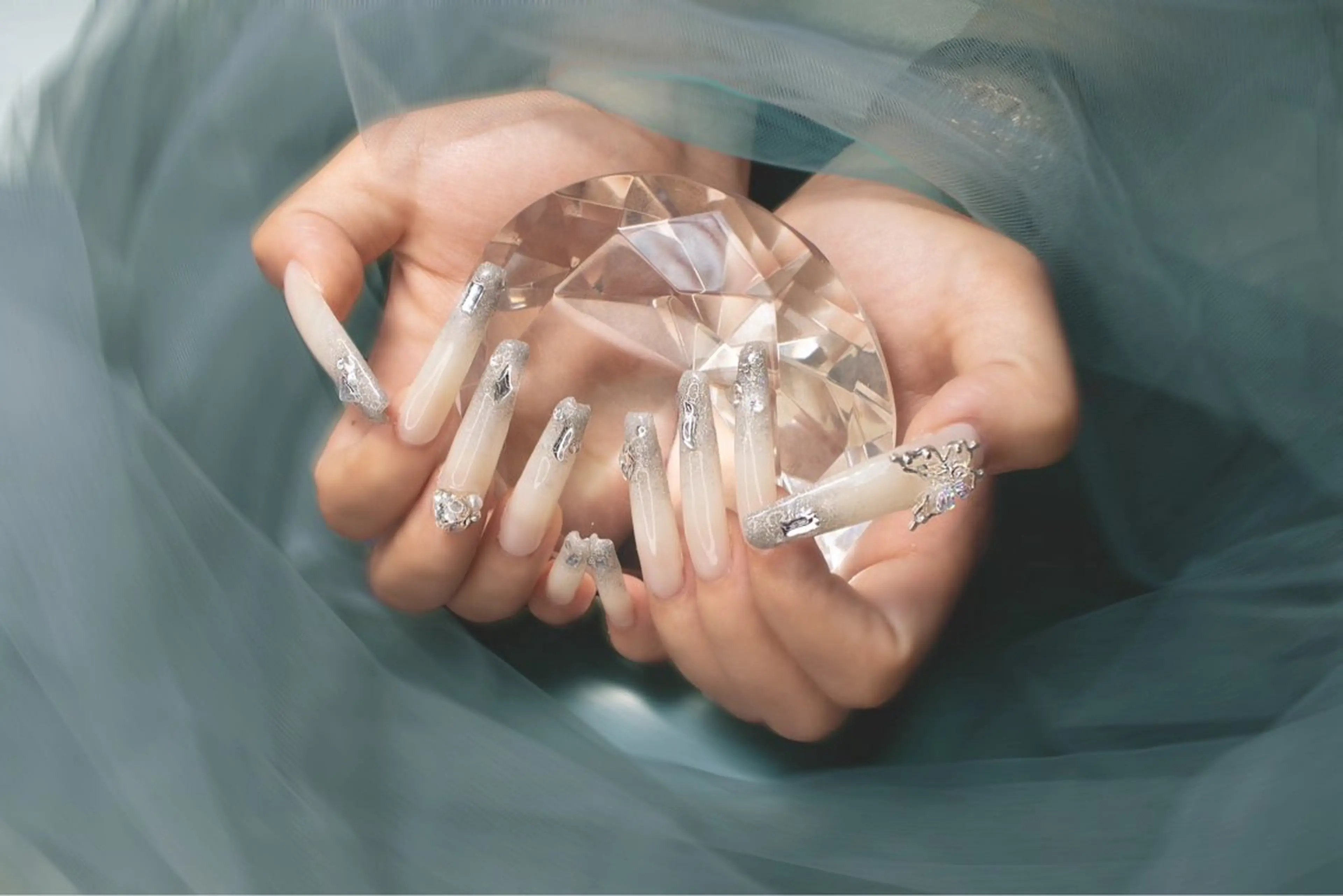 ネイル Reverb❁︎ 井上のネイルデザイン