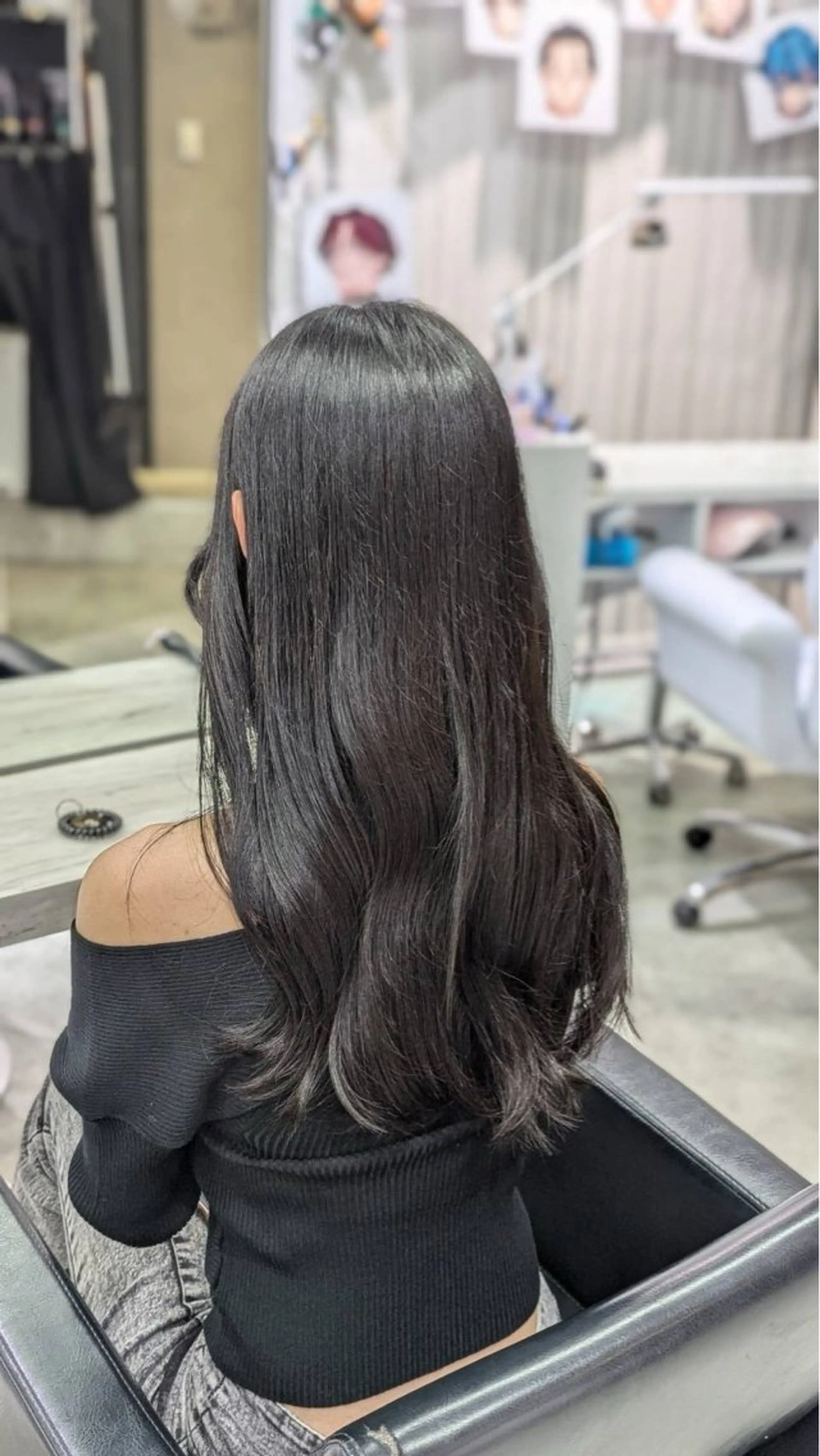 ロング カラー ブリーチ 透明感カラー ブリーチなしカラー 推しカラー*.✦ ミク✦.*のヘアスタイル