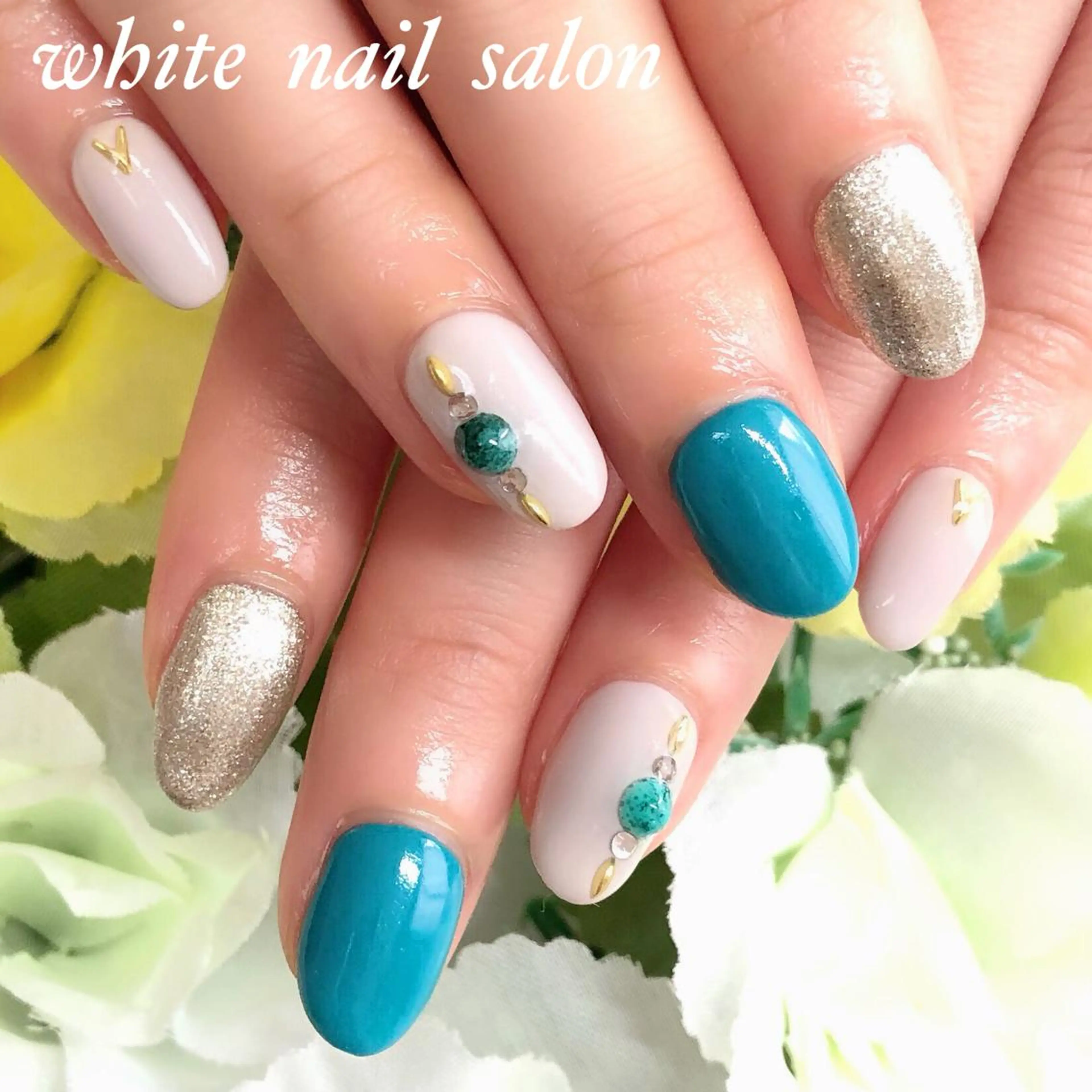 ネイル フットネイル ジェルネイル ハードジェル オフィスネイル スカルプネイル ハンドネイル white nail salonのネイルデザイン
