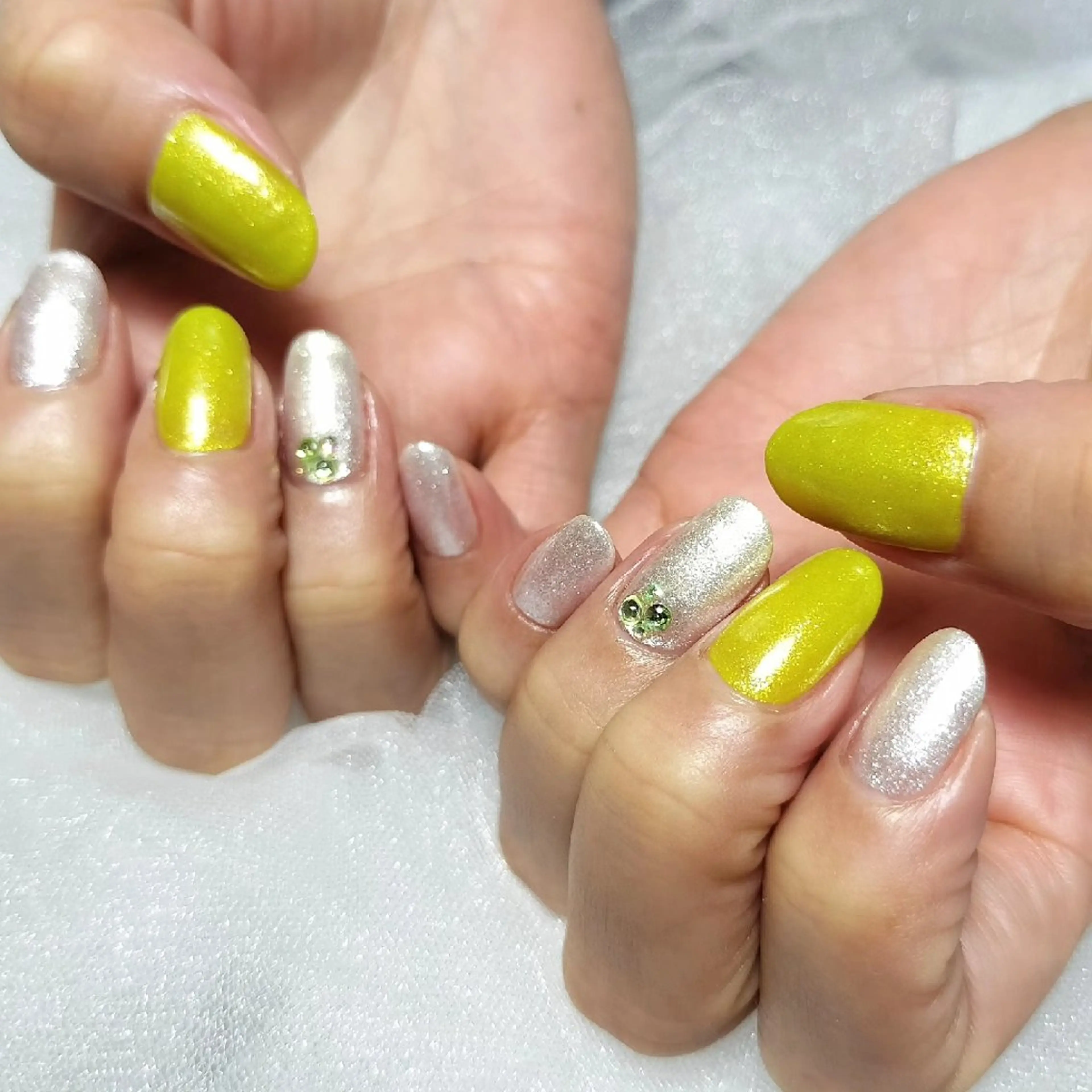 ネイル rokunana 佐野のネイルデザイン