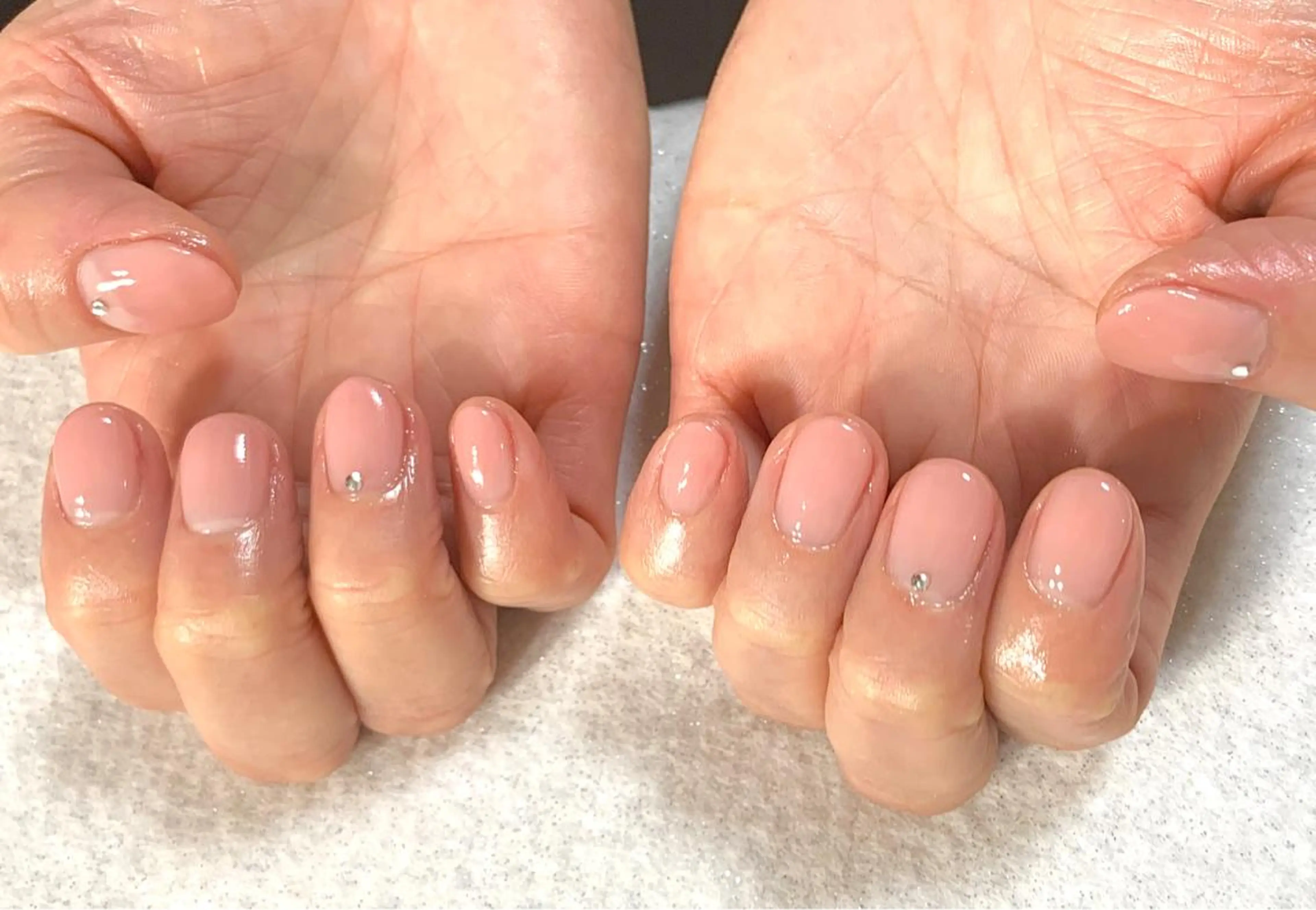 ネイル ハンドネイル 手塚 里奈のネイルデザイン