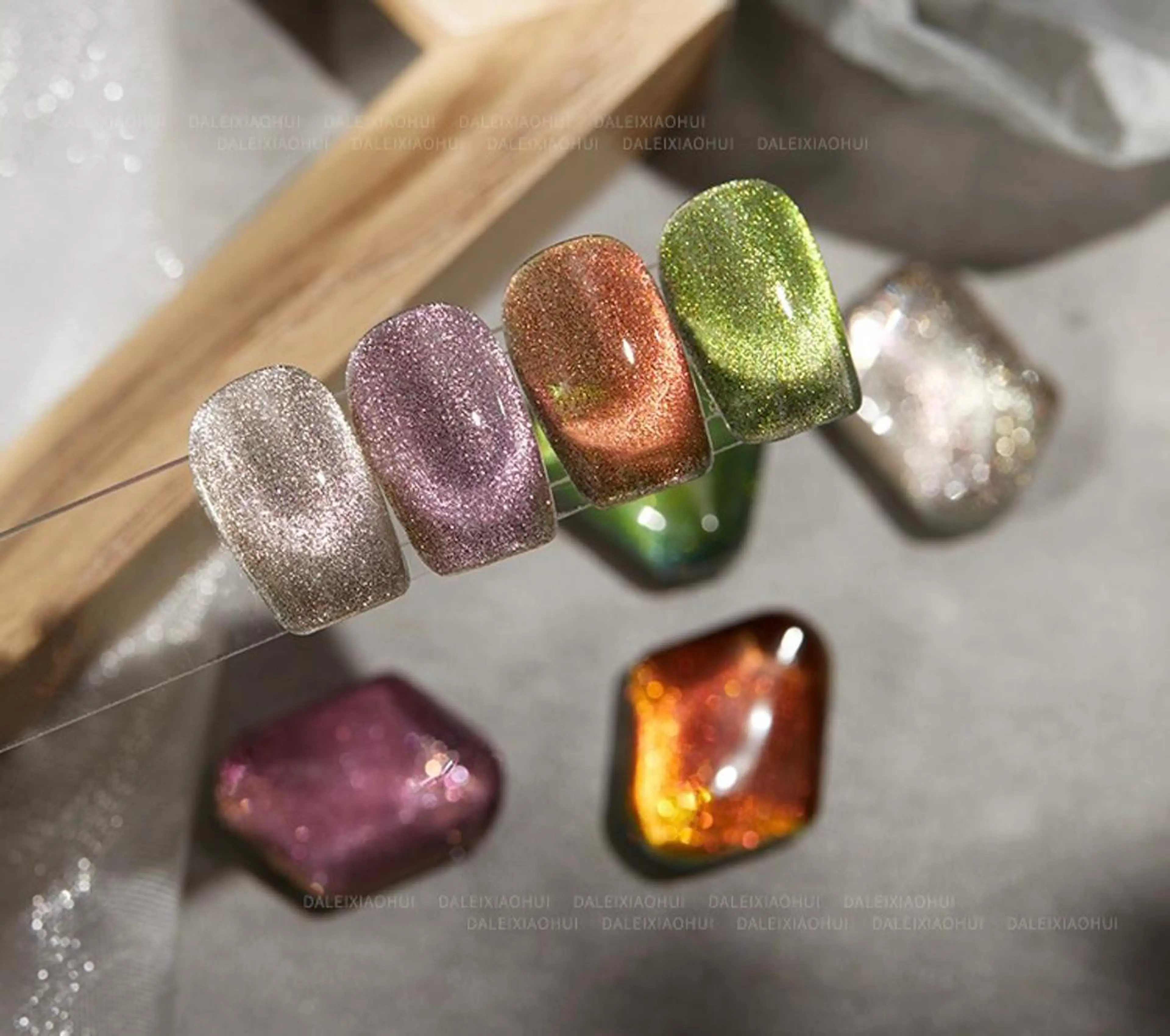 ネイル ハンドネイル Mona【パラジェル ・長さ出し専門店】のネイルデザイン