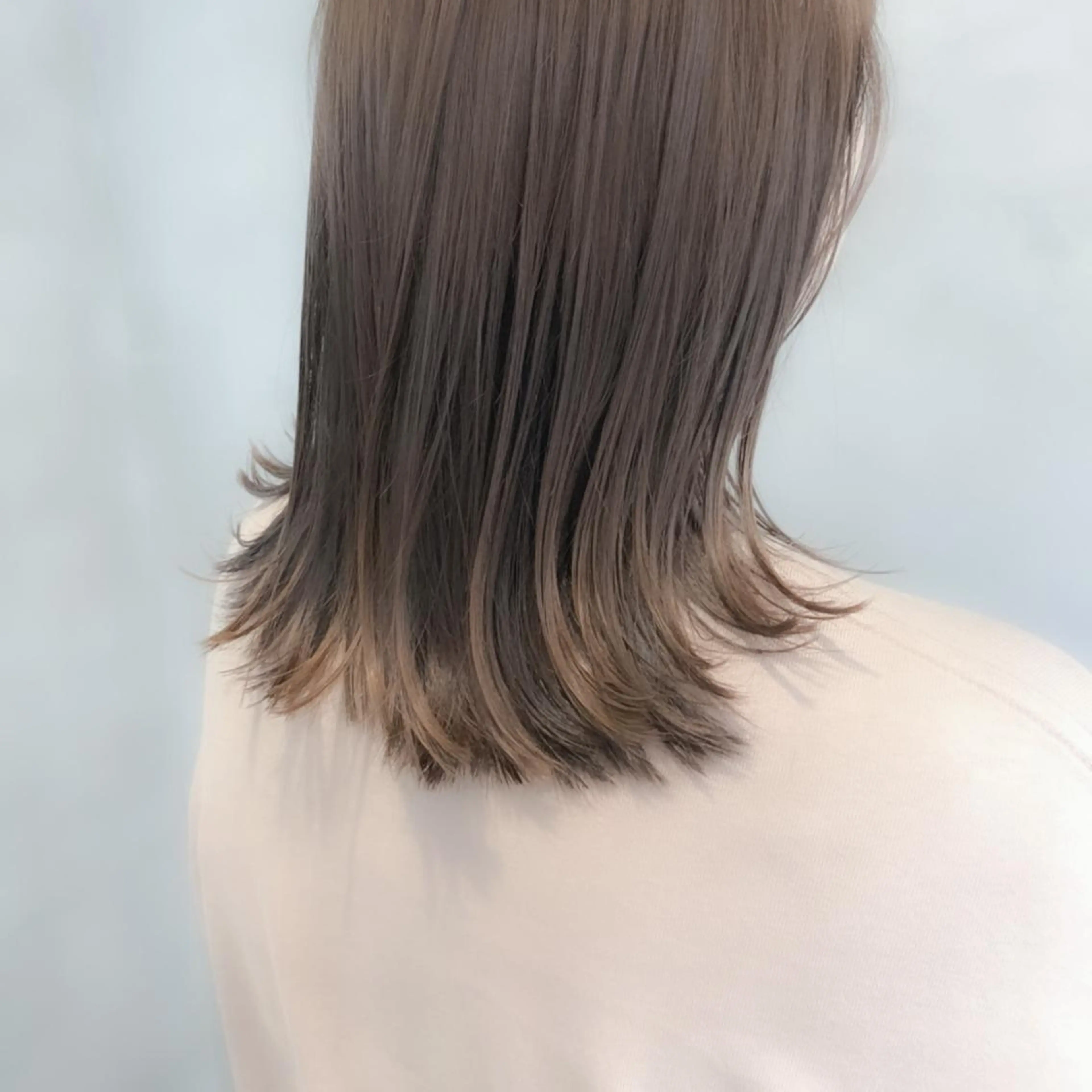 ショート カラー ヘアアレンジ ミニボブ/ブリーチ 🌈MISATOのヘアスタイル