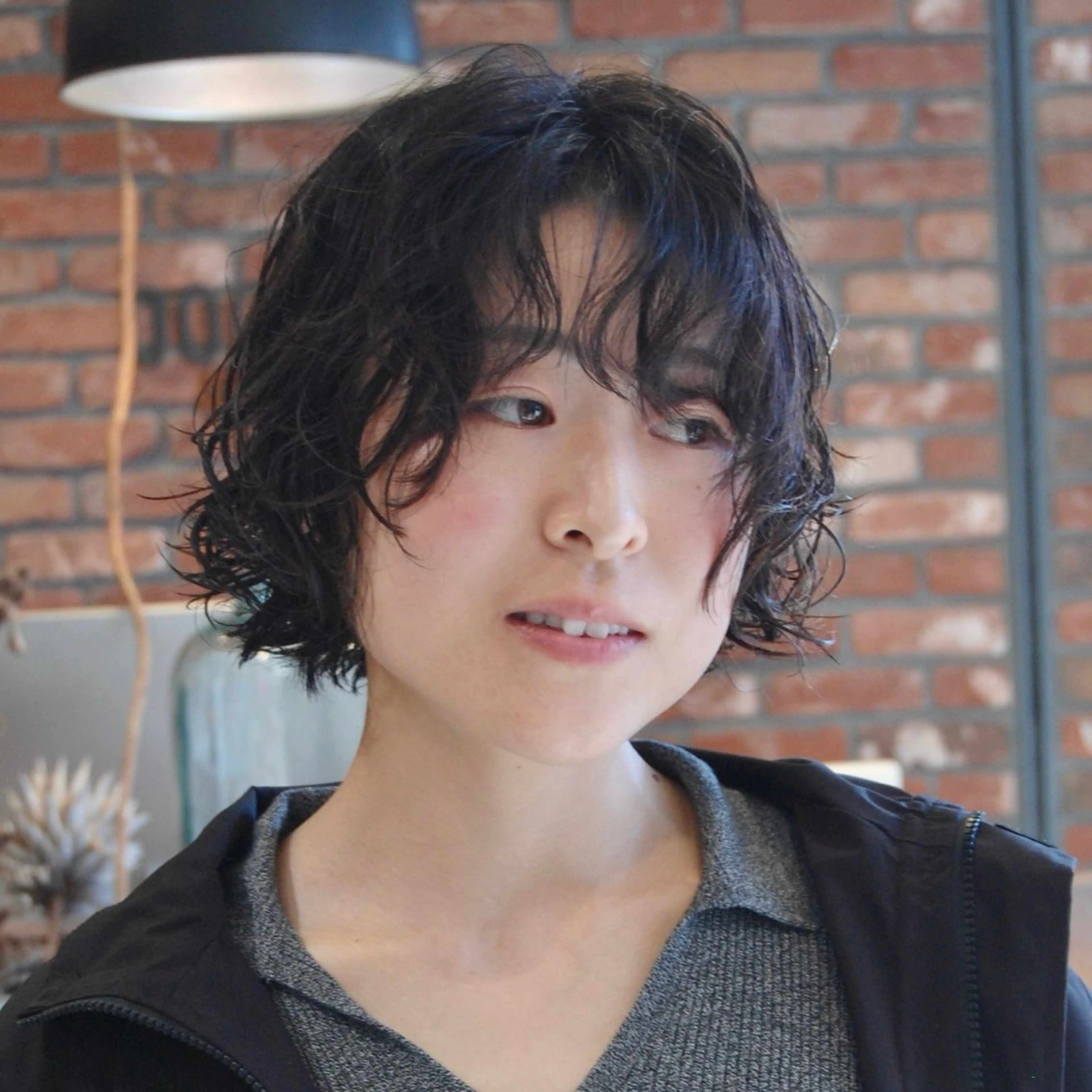 ショート カラー パーマ カット パーマ "ラフな雰囲気"🍃 パーマ🌀かんたまるのヘアスタイル