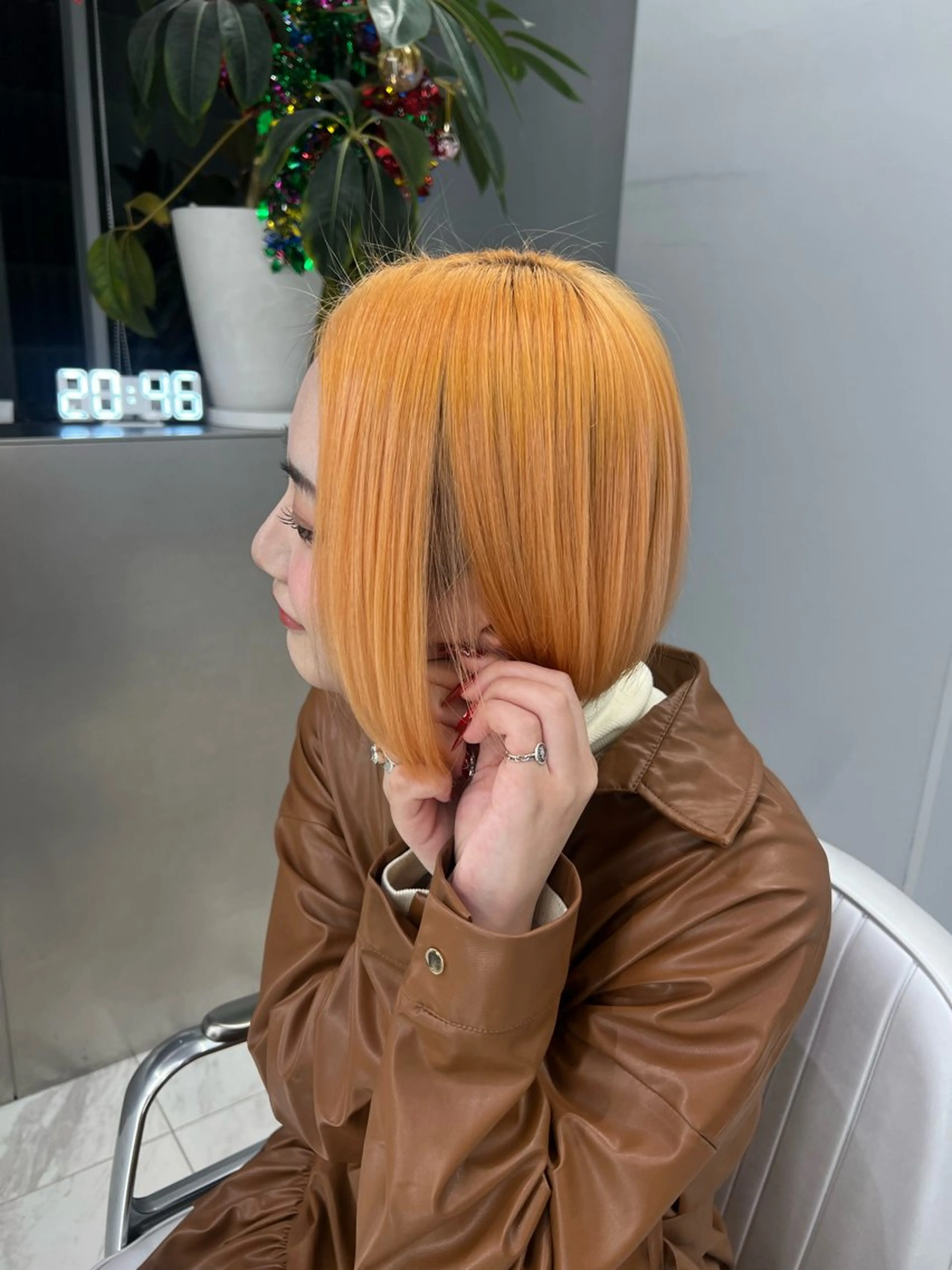 ミディアム カラー カット ヘアカラー トリートメント ヘッドスパ 最高級髪質改善🥇 小玉美菜のヘアスタイル