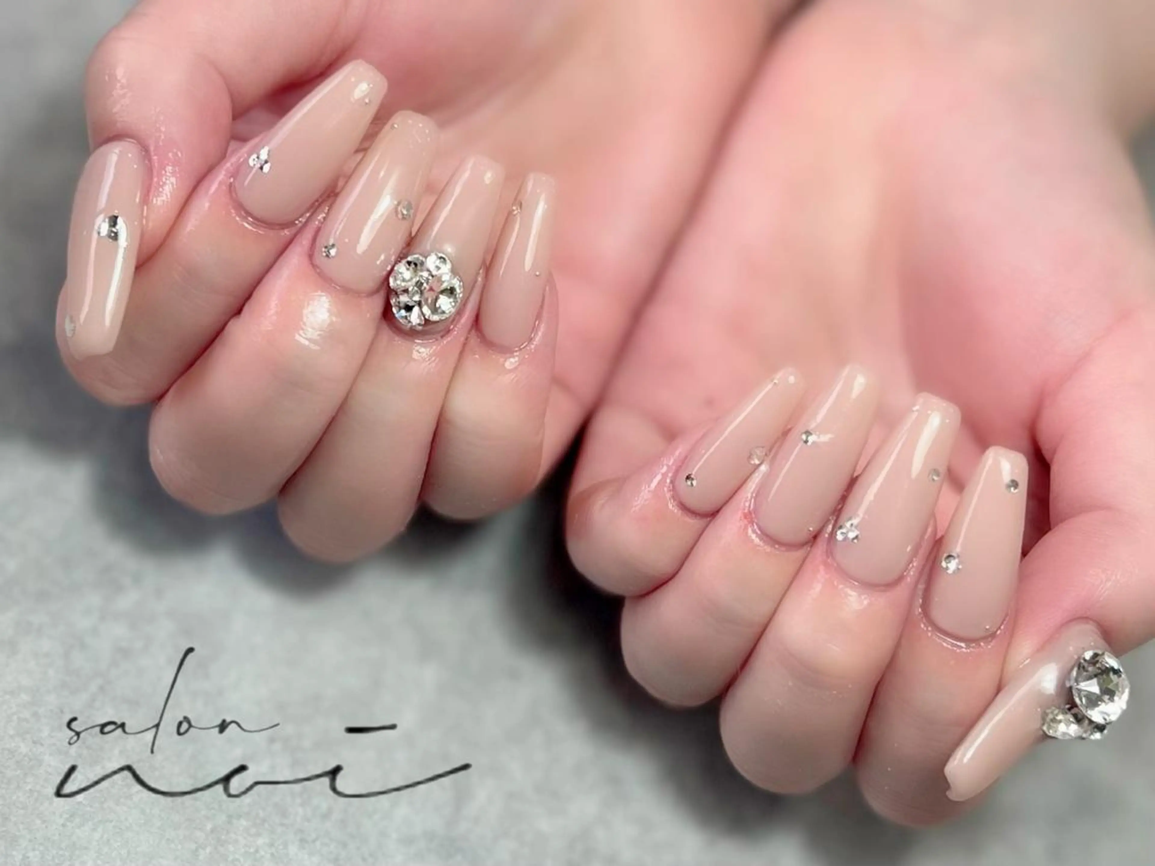 ネイル シンプルネイル ハンドネイル salon noi所属・salon noiのネイルデザイン