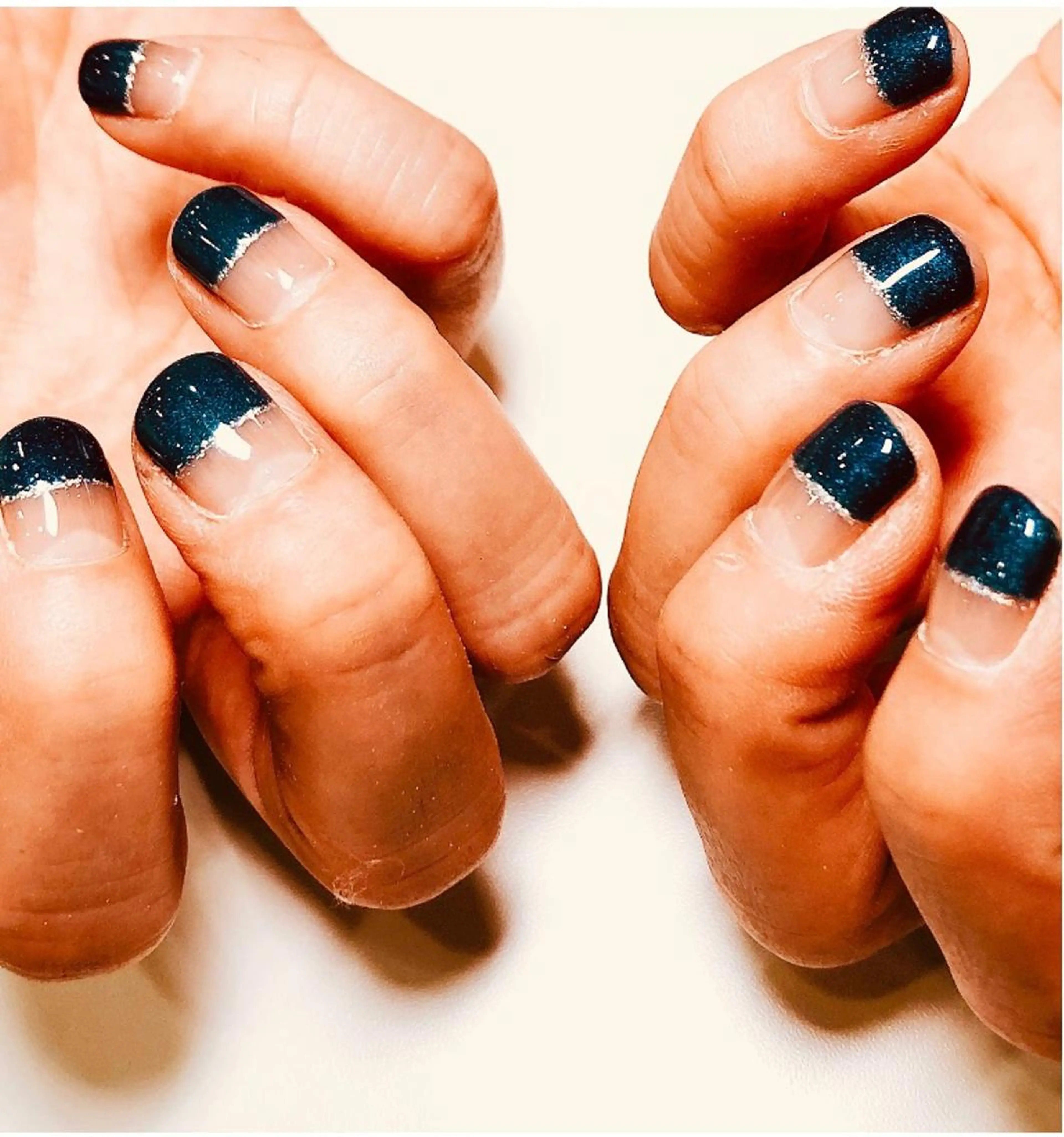 ネイル フレンチネイル ラゾ所属・こばやし かざねの眉毛・アイブロウイメージ