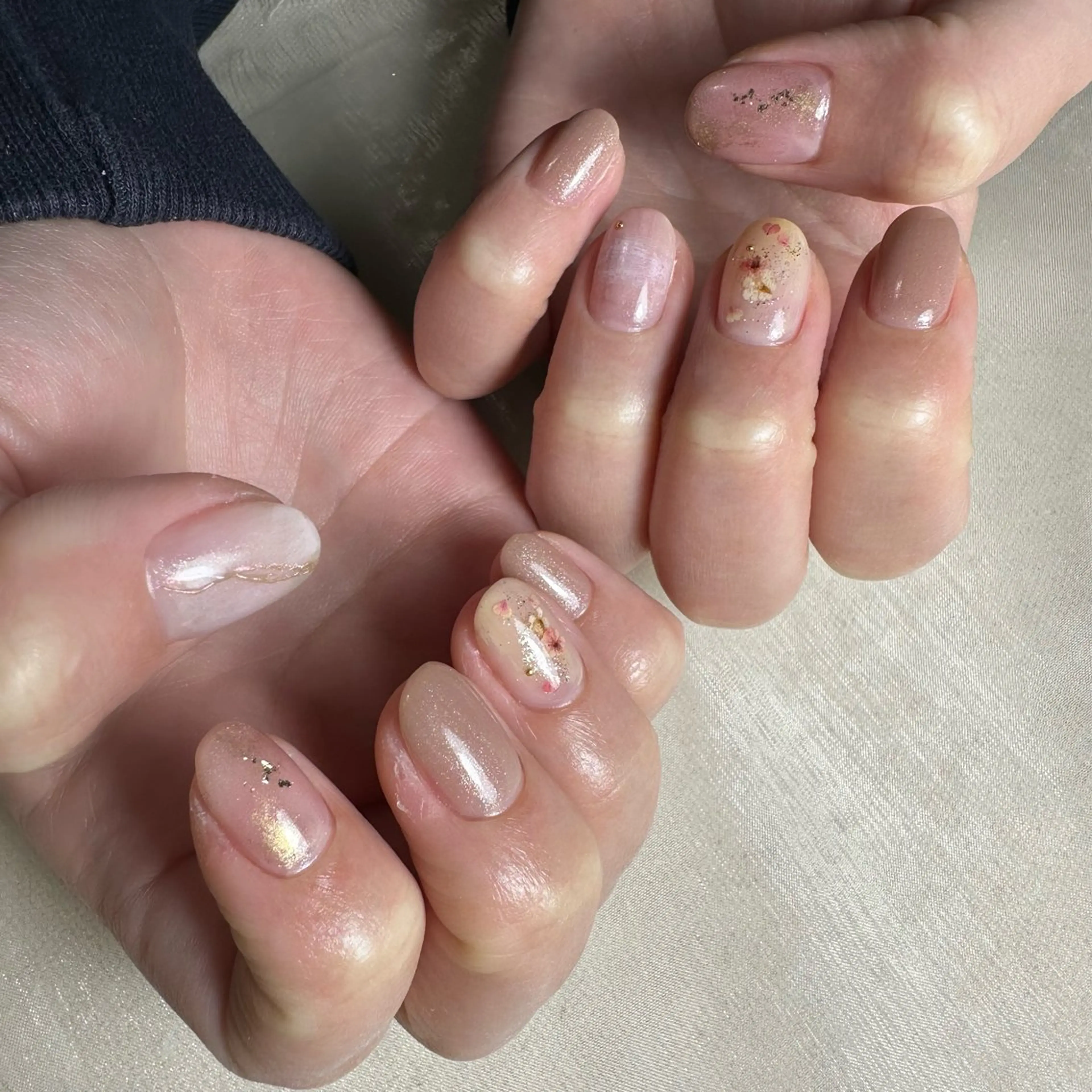 ネイル ハンドネイル repos~ルポ~所属・里見 麗のネイルデザイン