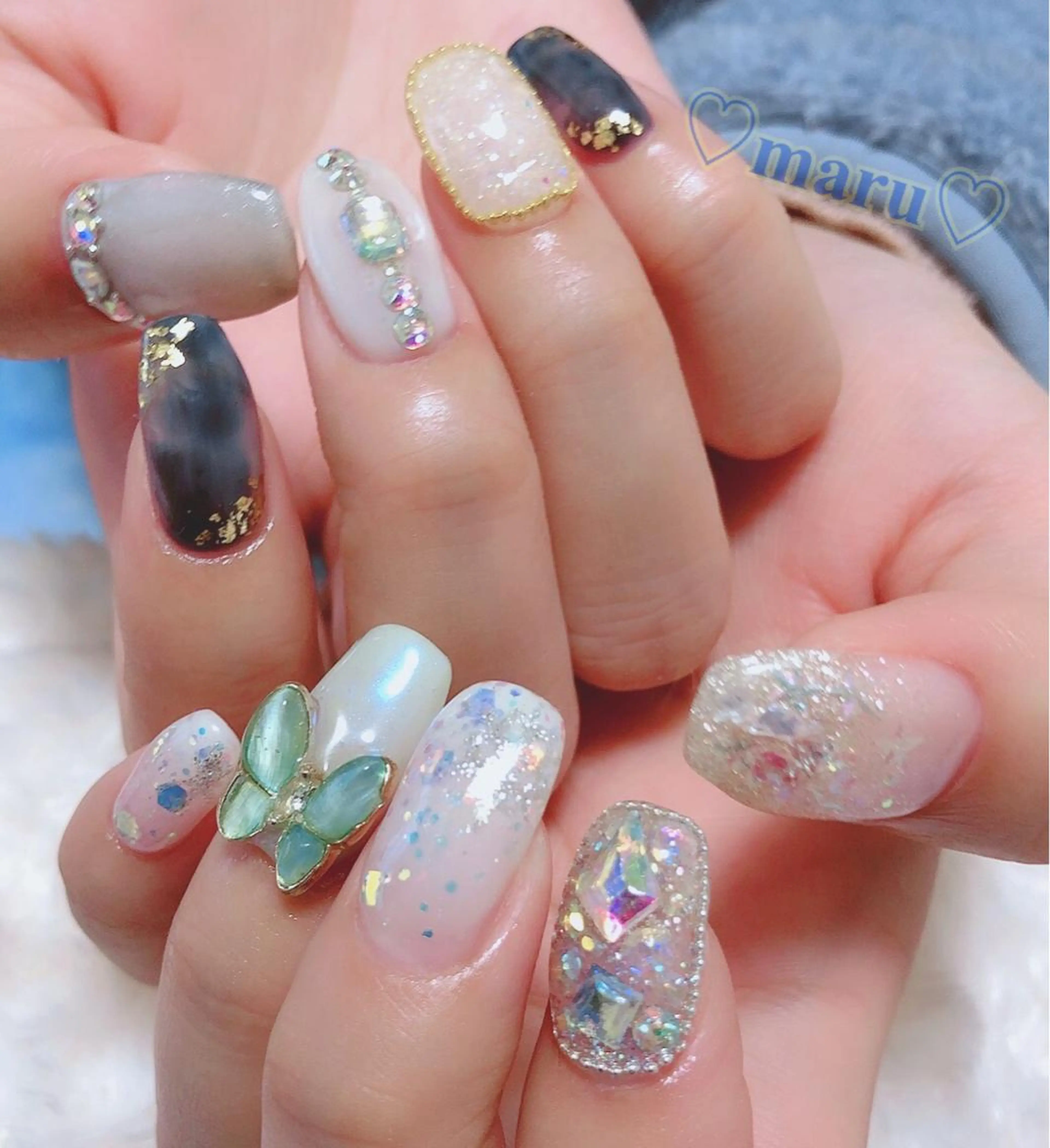 ネイル ハンドネイル フットネイル まるみ ♡のネイルデザイン