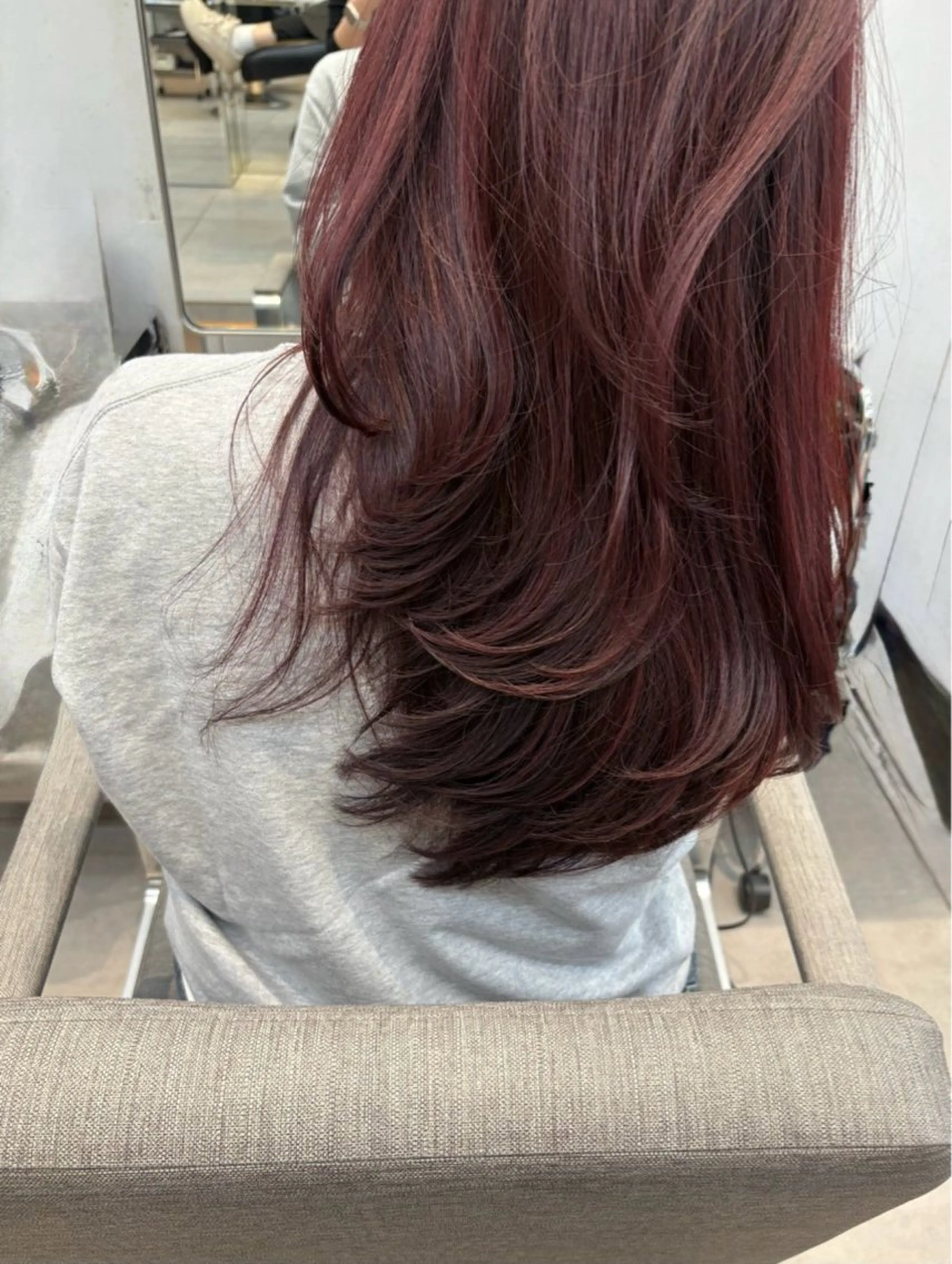 ミディアム カラー カット ヘアカラー nok所属・レイヤー/ベージュ/ どますず🌺のヘアスタイル