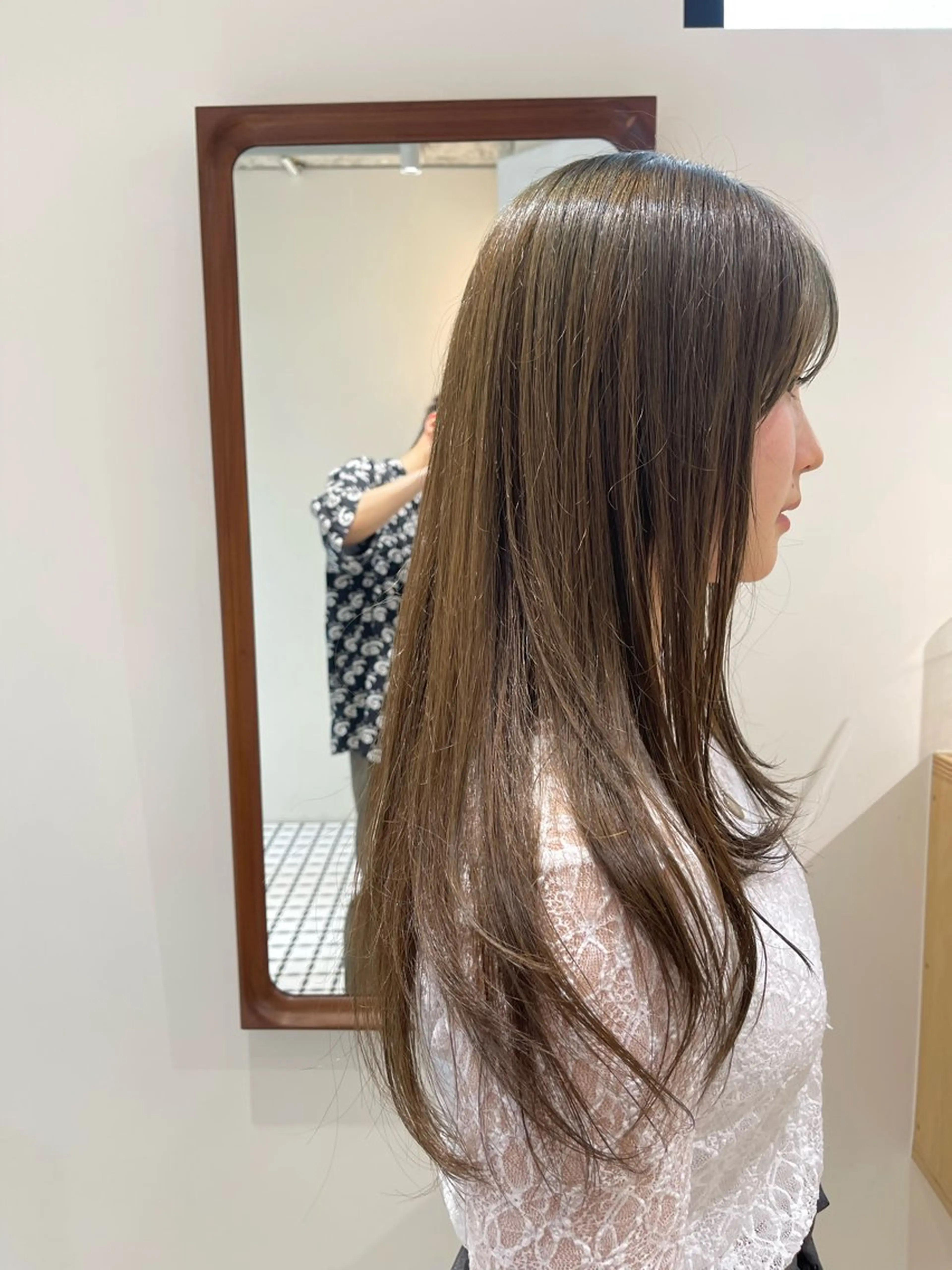 ロング アッシュ ヘアカラー 蜂須賀🐝縮毛矯正 ストレートパーマのヘアスタイル