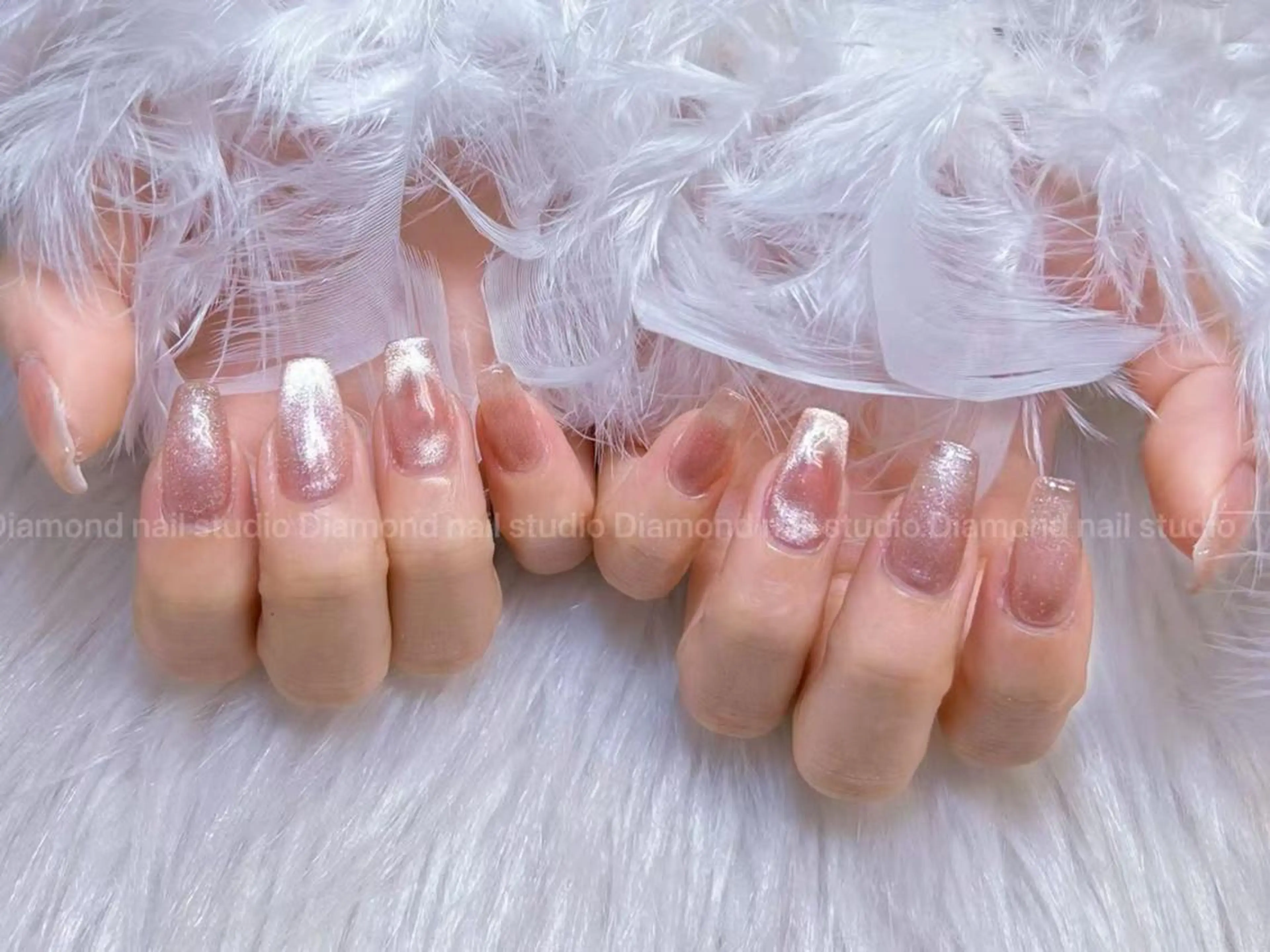 ネイル アートネイル オーロラネイル ガーリー キラキラネイル 韓国ネイル DIAMOND 💅のネイルデザイン