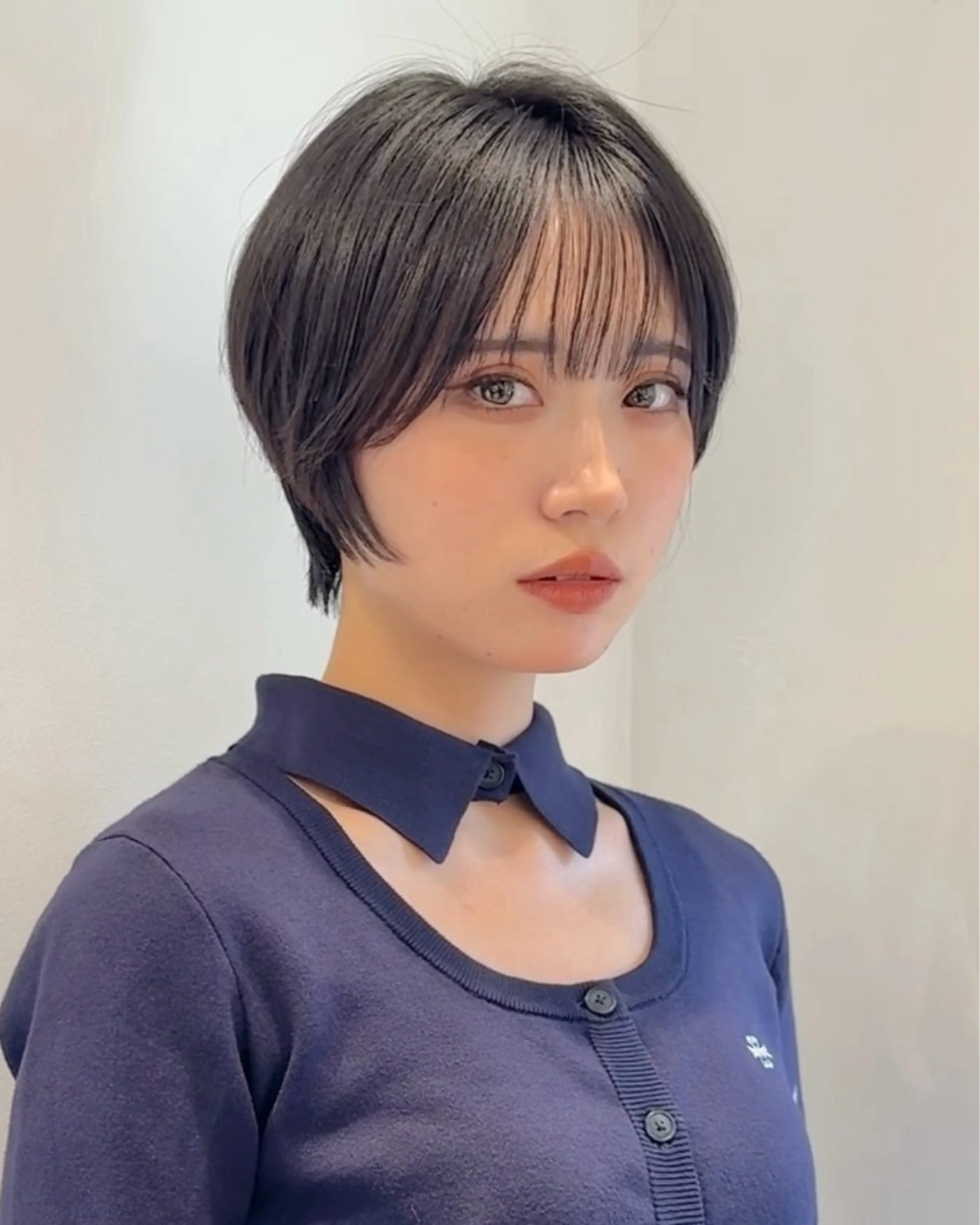 ショート カラー ショートボブ 丸みショート ボブ 似合わせカット ショートヘア カット ヘアカラー トリートメント 原宿ショート/ボブ/ パーマ🪷Akinaのヘアスタイル