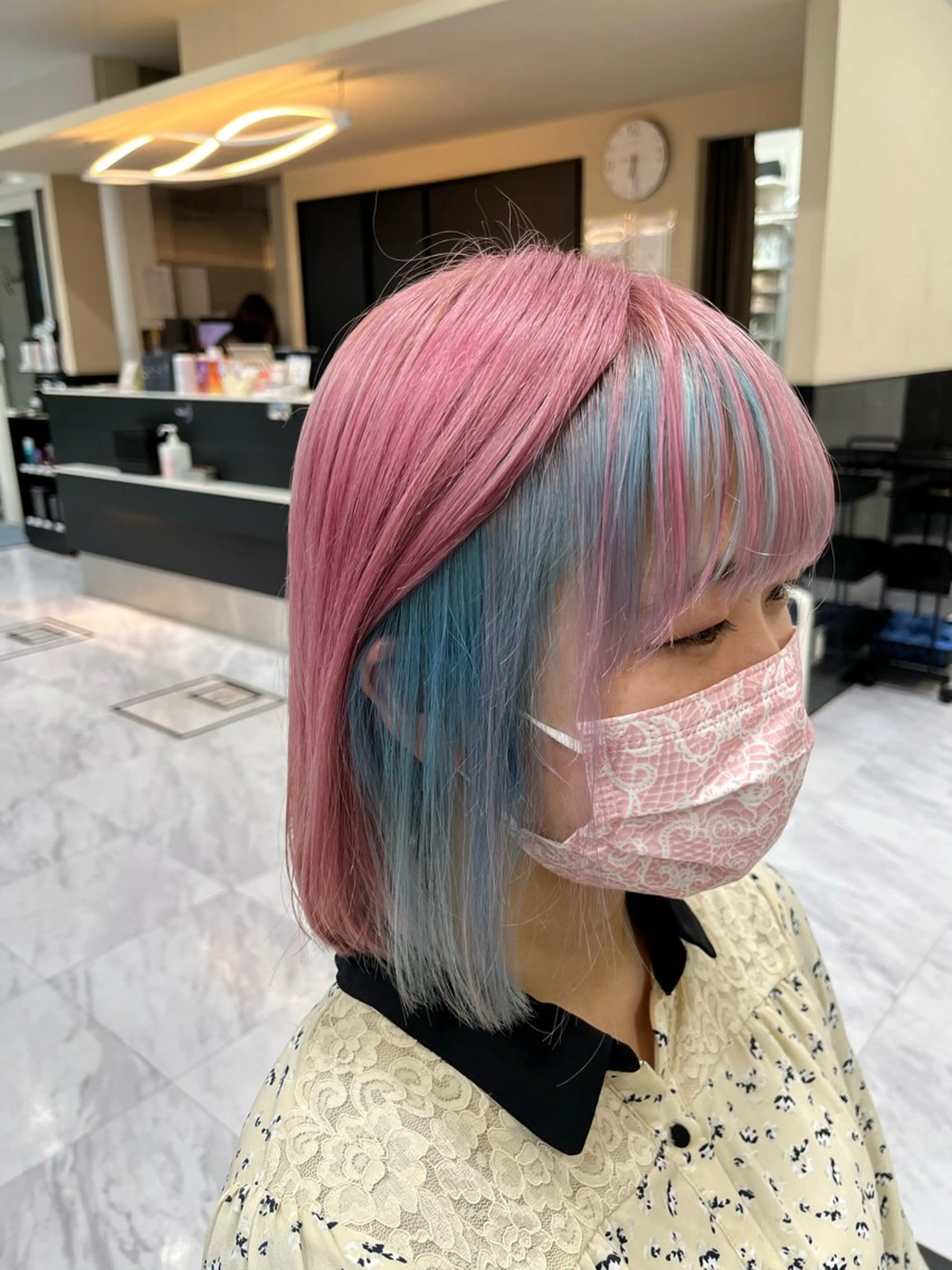 ショート カラー ブリーチ 近江 莉佳の眉毛・アイブロウイメージ