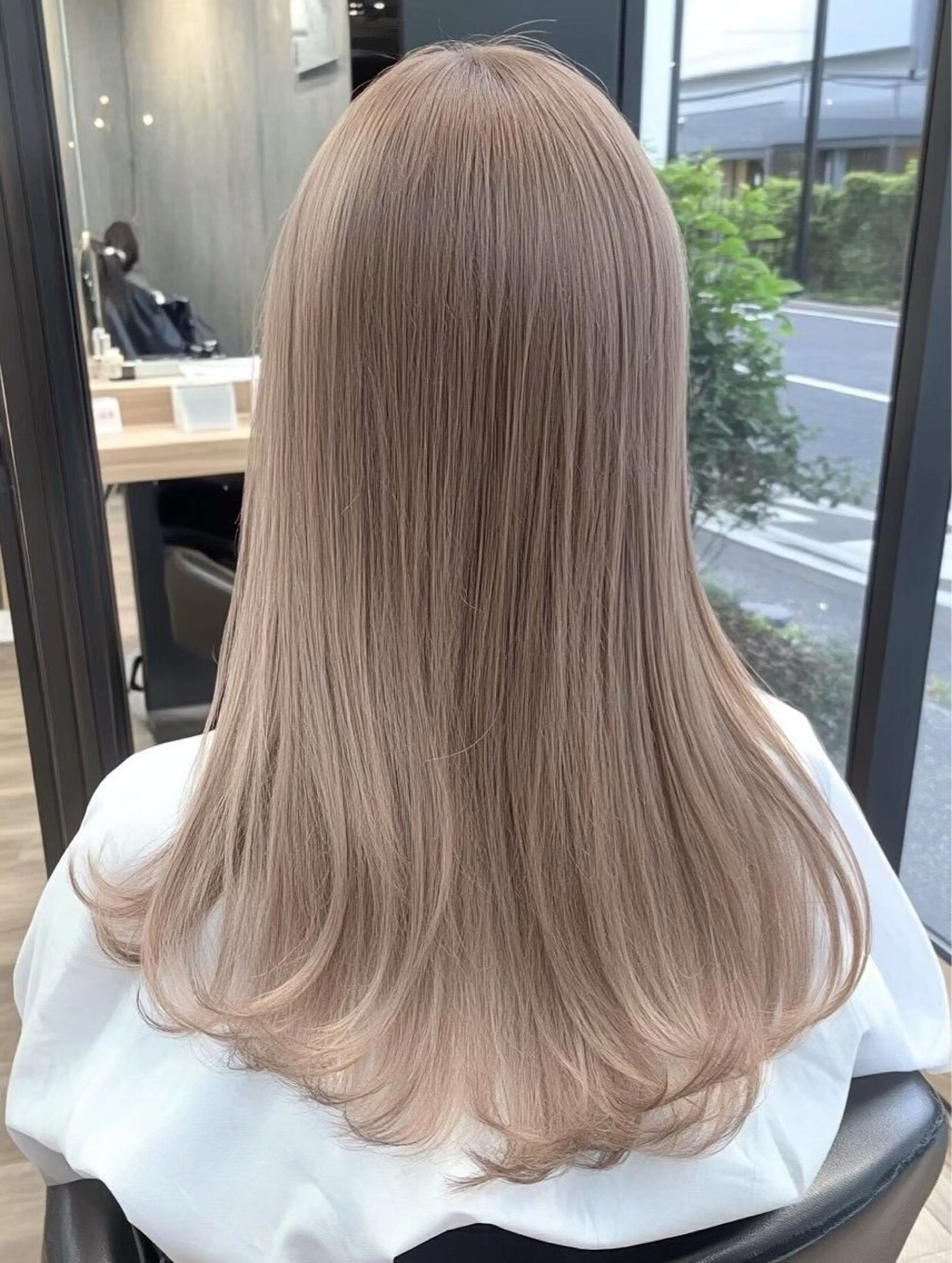 セミロング ヘアカラー lafit香椎所属・優作 【香椎カラー特化】のヘアスタイル