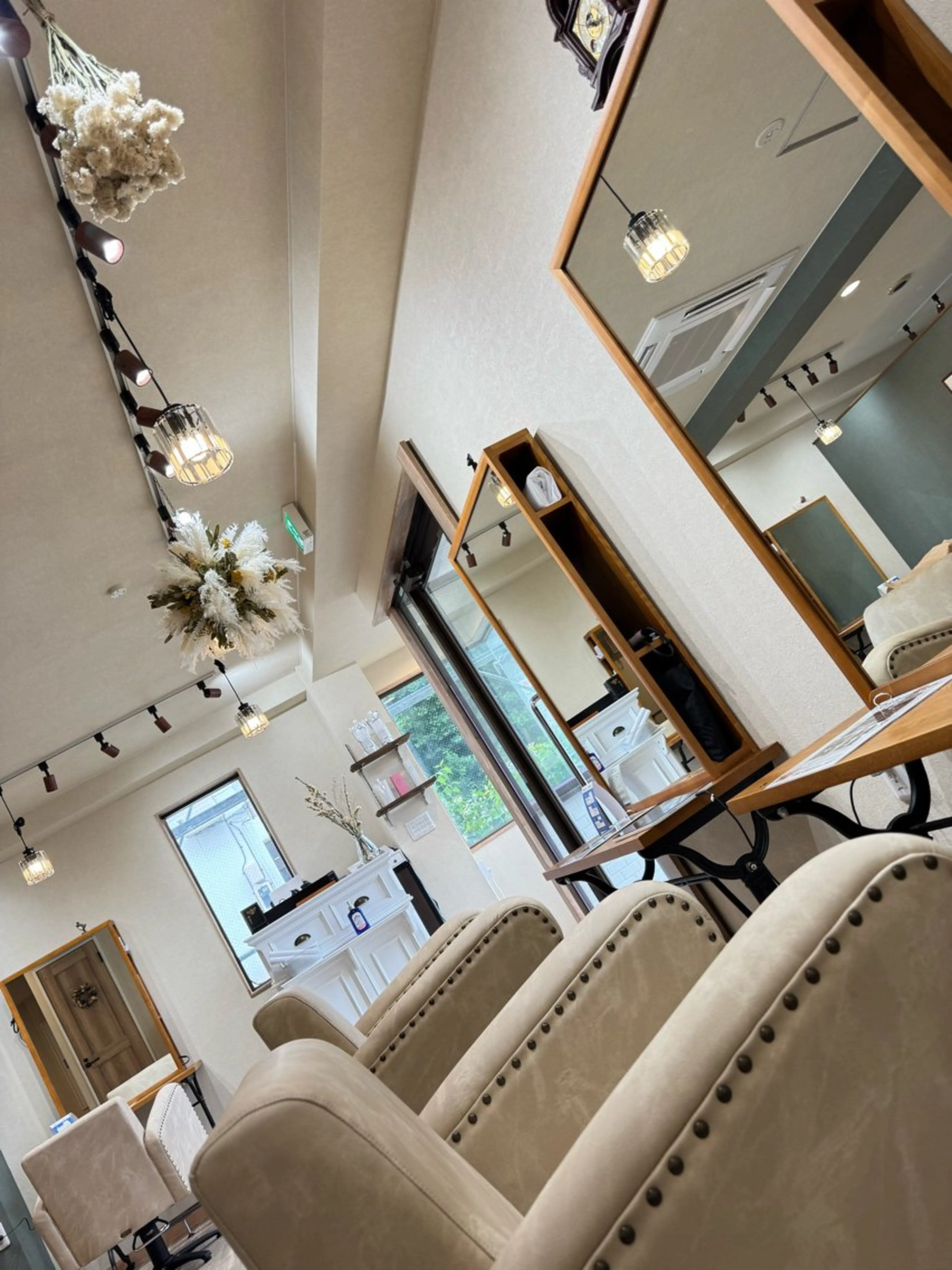 ショート カラー カット ヘアカラー 🦖稲葉菜月🦖 異動しましたのヘアスタイル