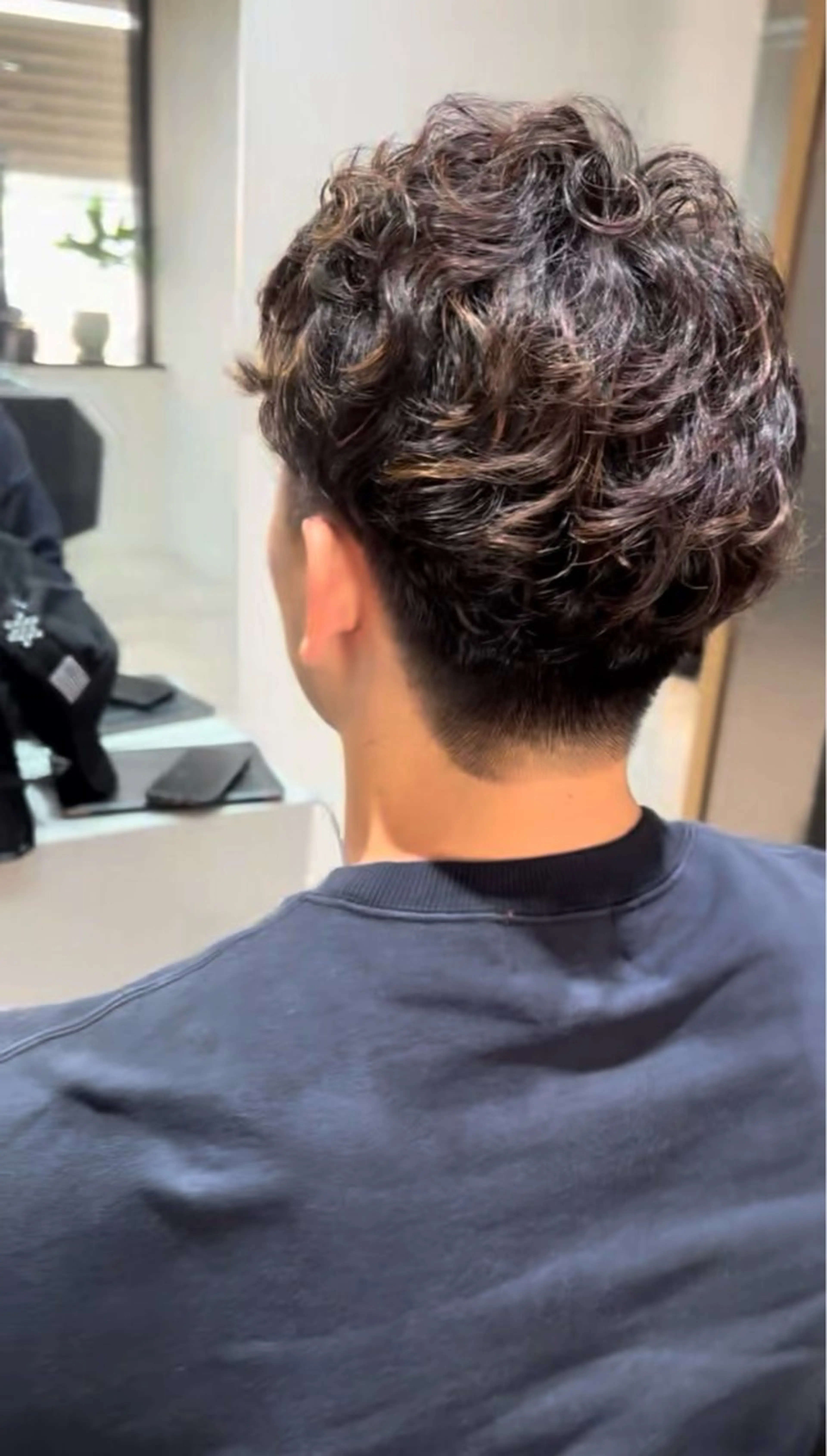 メンズ カット パーマ elu-by-ahnkism所属・増田 晃士のヘアスタイル