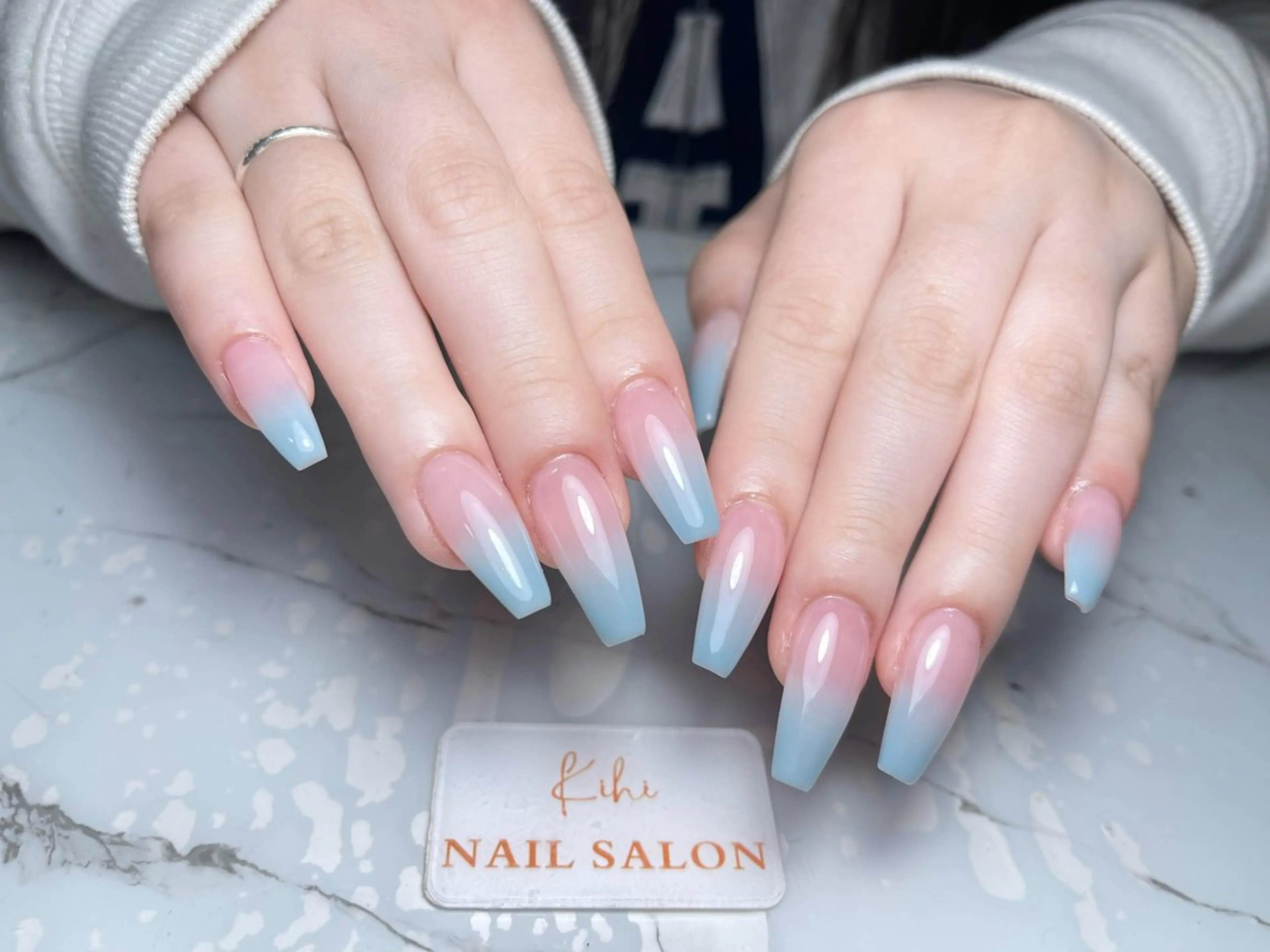 🉐🉐【ソフトジェルオフ無料】カラーグラ/マグネットグラデーション『ベース一色付き』 5480円の写真