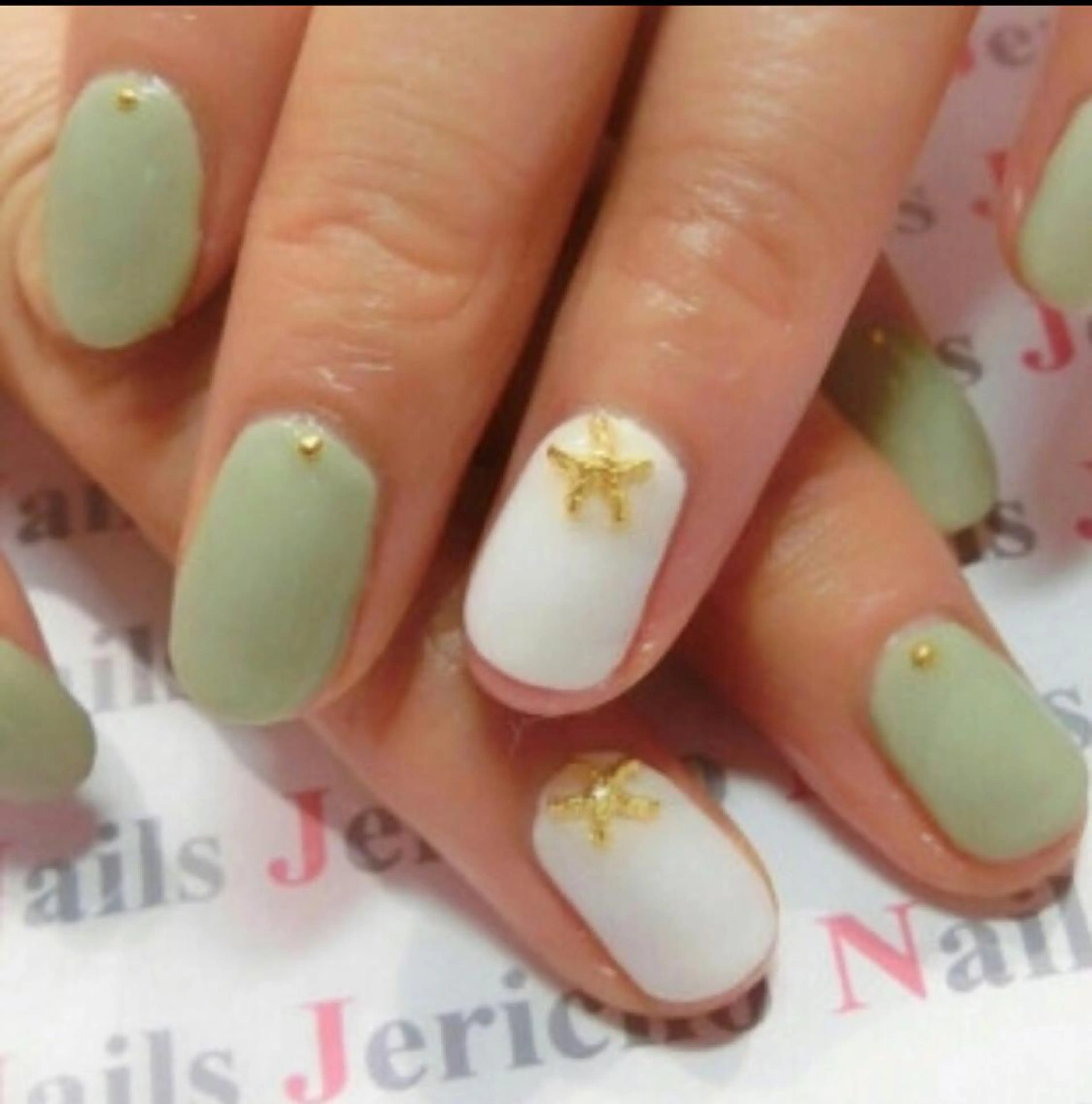 ネイル ハンドネイル ゲン レイカのネイルデザイン