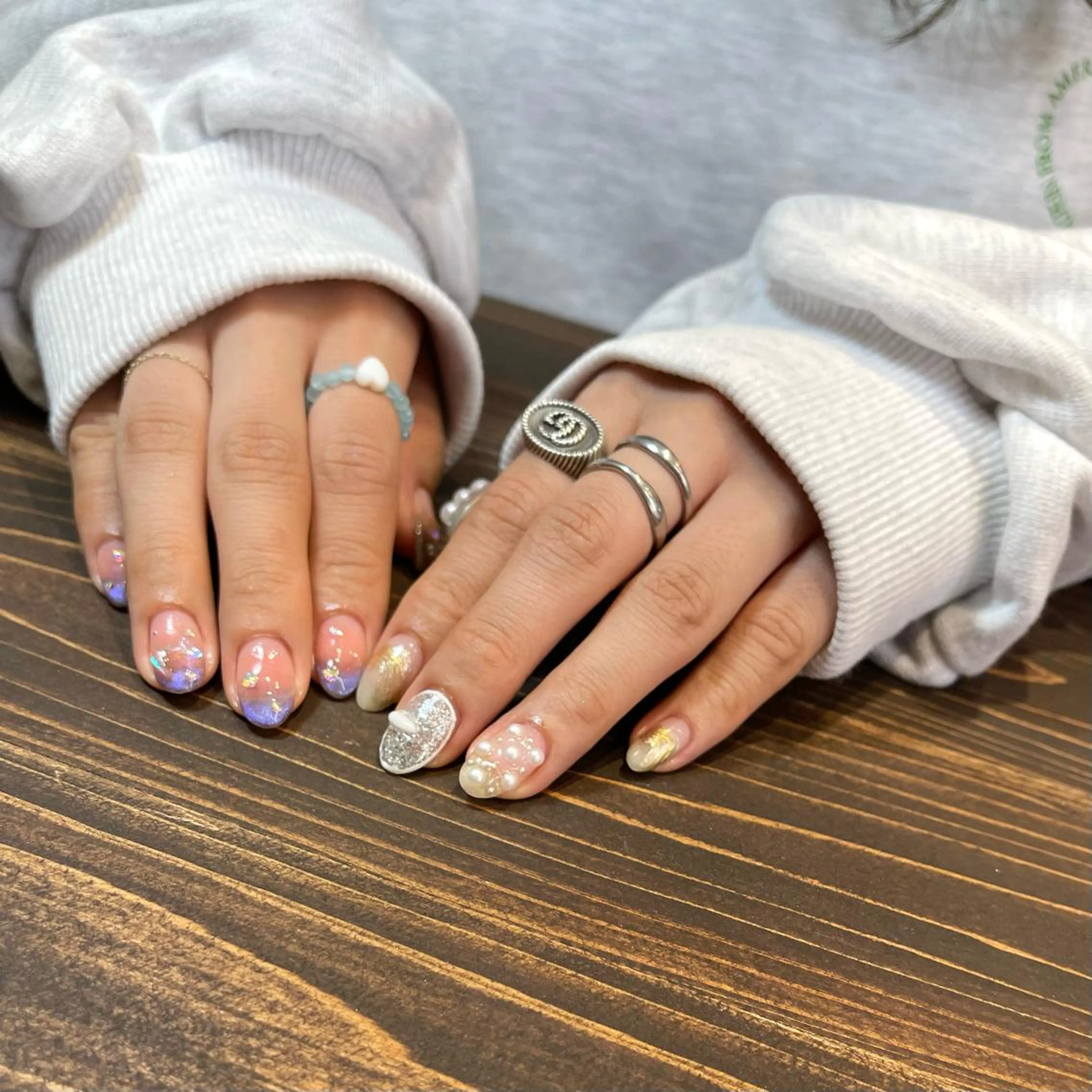 ネイル アートネイル ジェルネイル ニュアンスネイル オフィスネイル シンプルネイル ハンドネイル kinjo yuaのネイルデザイン