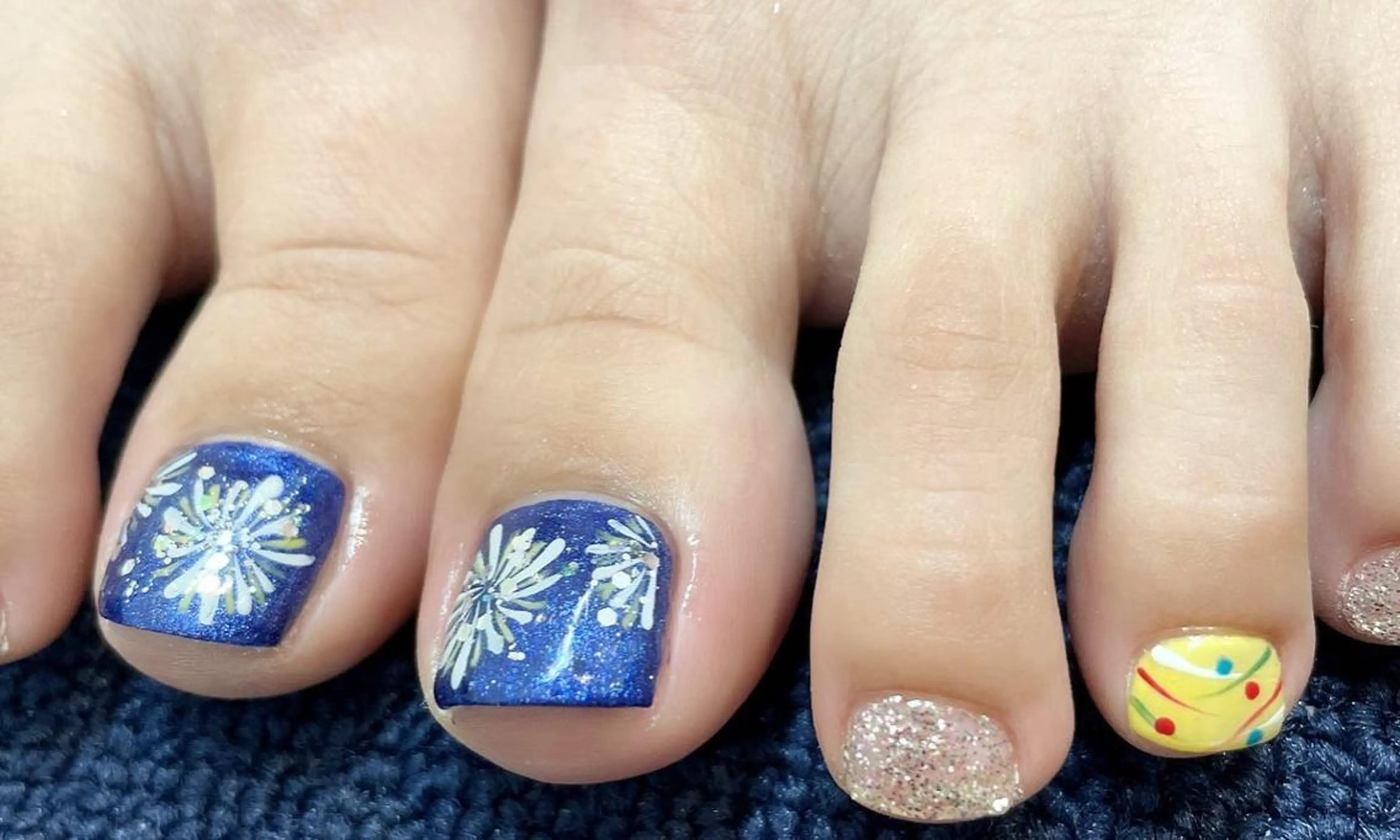 ネイル マツエク・マツパ まつげパーマ ボリュームラッシュ フットネイル ジェルネイル 持ち込み 髙橋 敦子のネイルデザイン