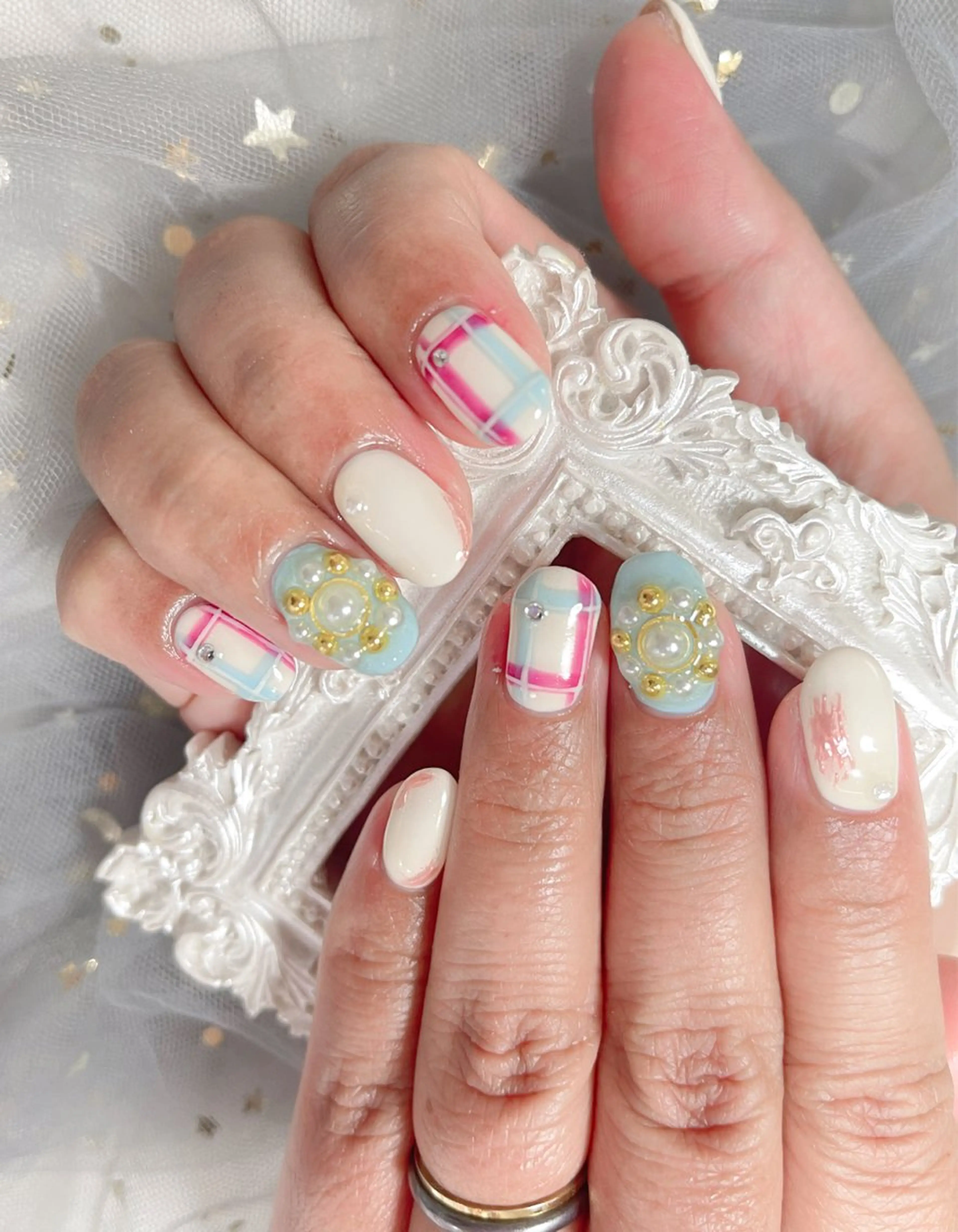 ネイル ハンドネイル 🎀ネイルサロン エクラYUI🎀のネイルデザイン