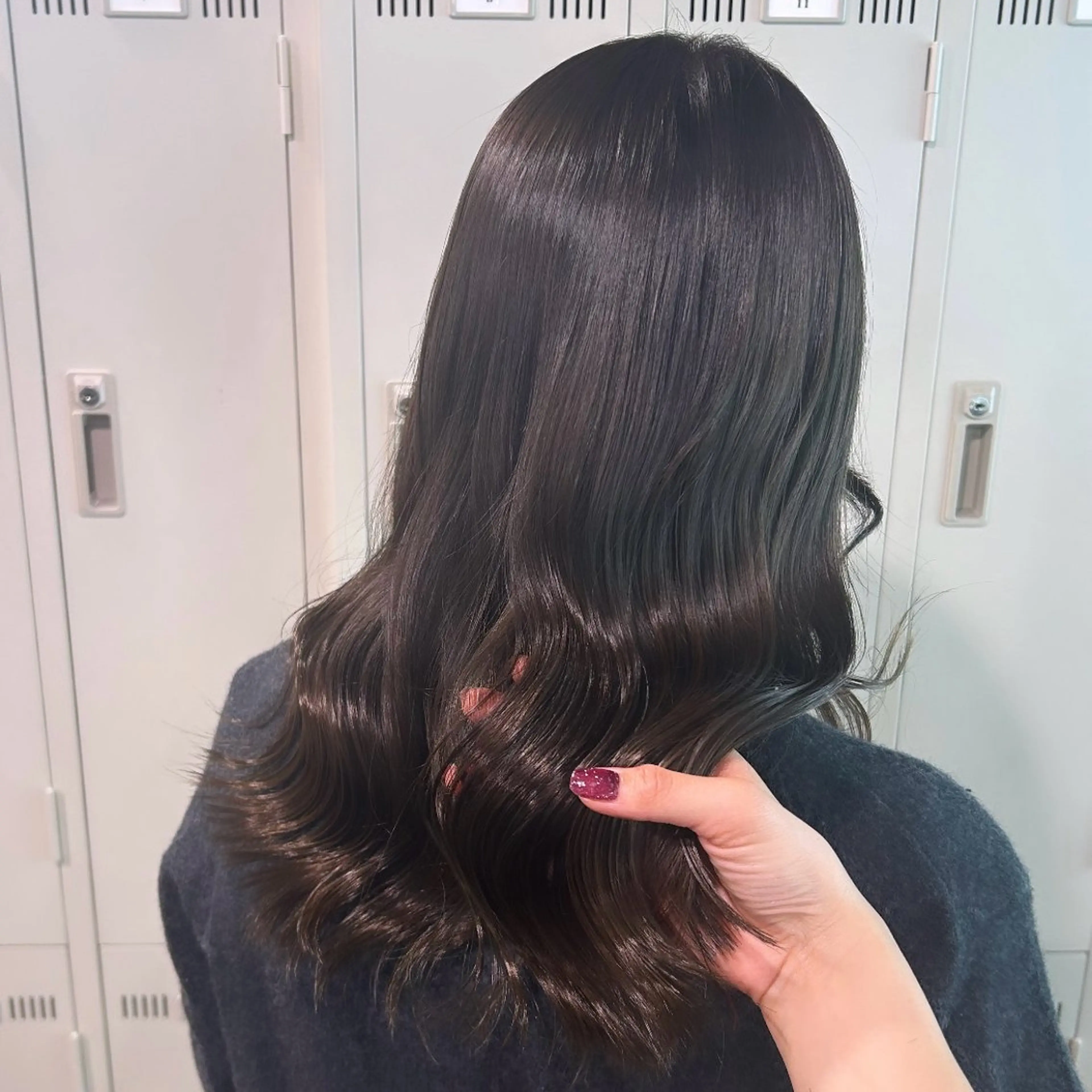 セミロング IS所属・横浜美容室/透明感 カラー/レイヤーのヘアスタイル