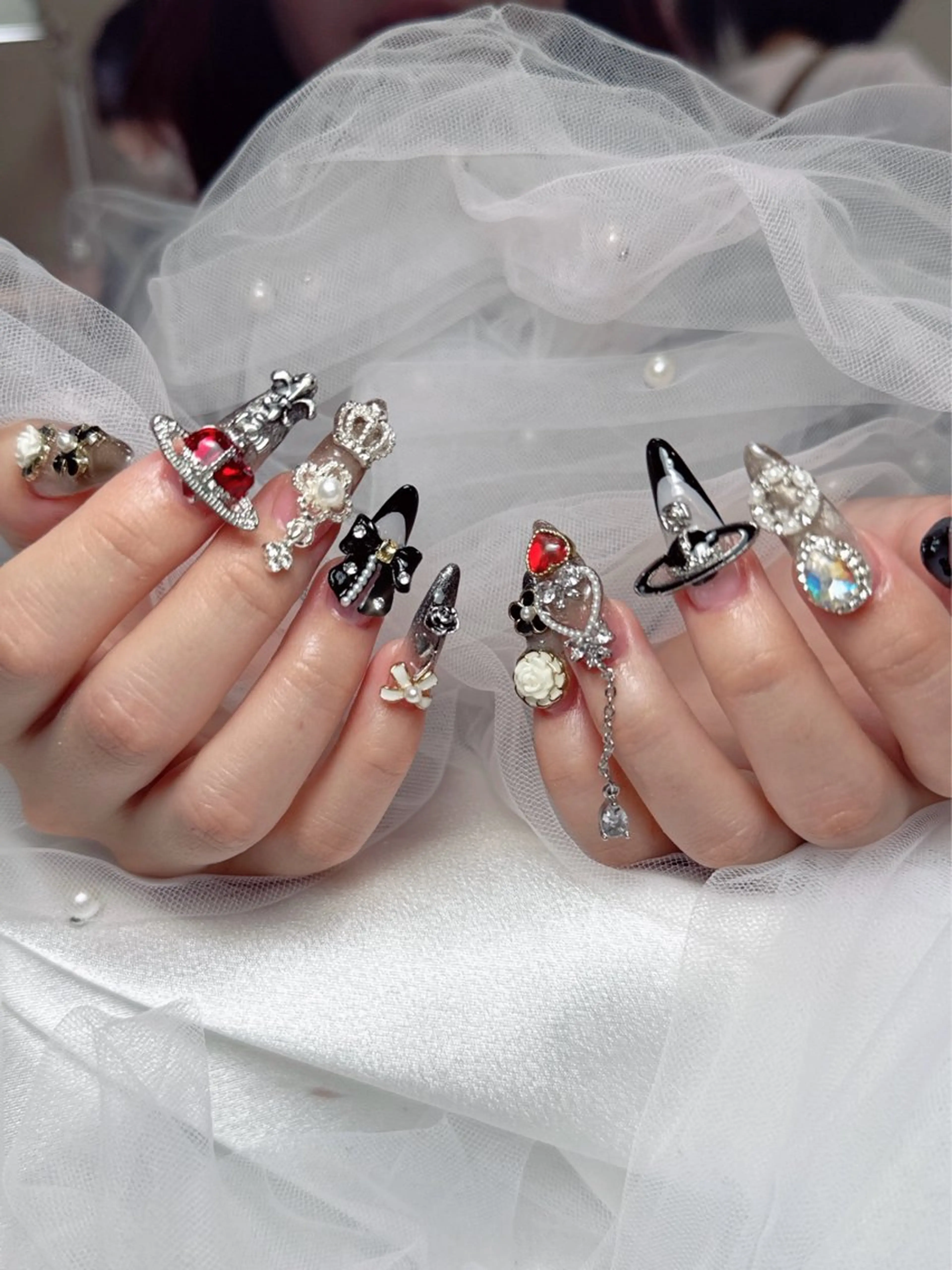 ネイル フレンチネイル ジェルネイル ハート 韓国ネイル マグネットネイル ハンドネイル ネイルサロン lotusのネイルデザイン