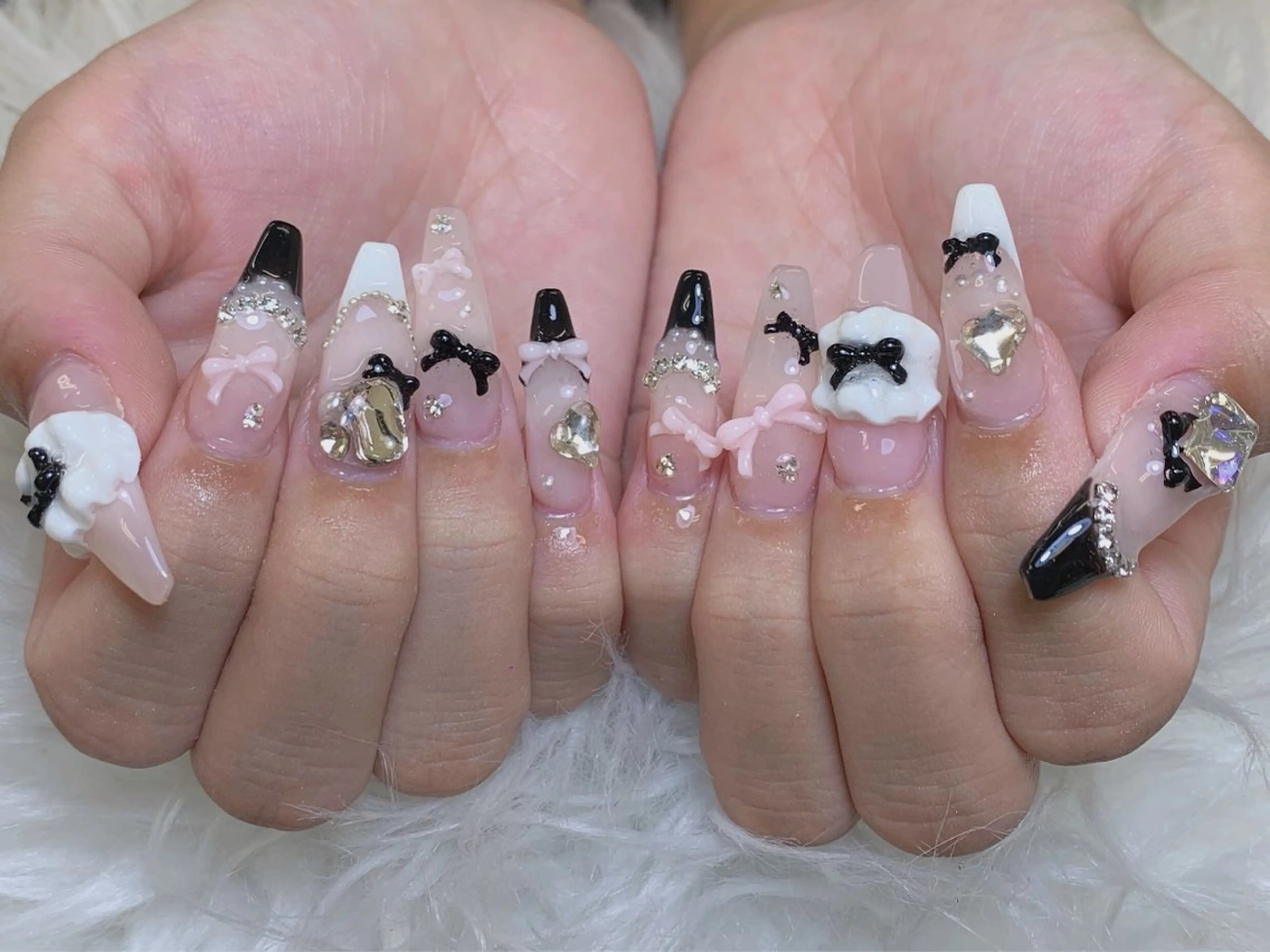 ネイル ANH NAIL ゴテゴテ専門店💎のネイルデザイン