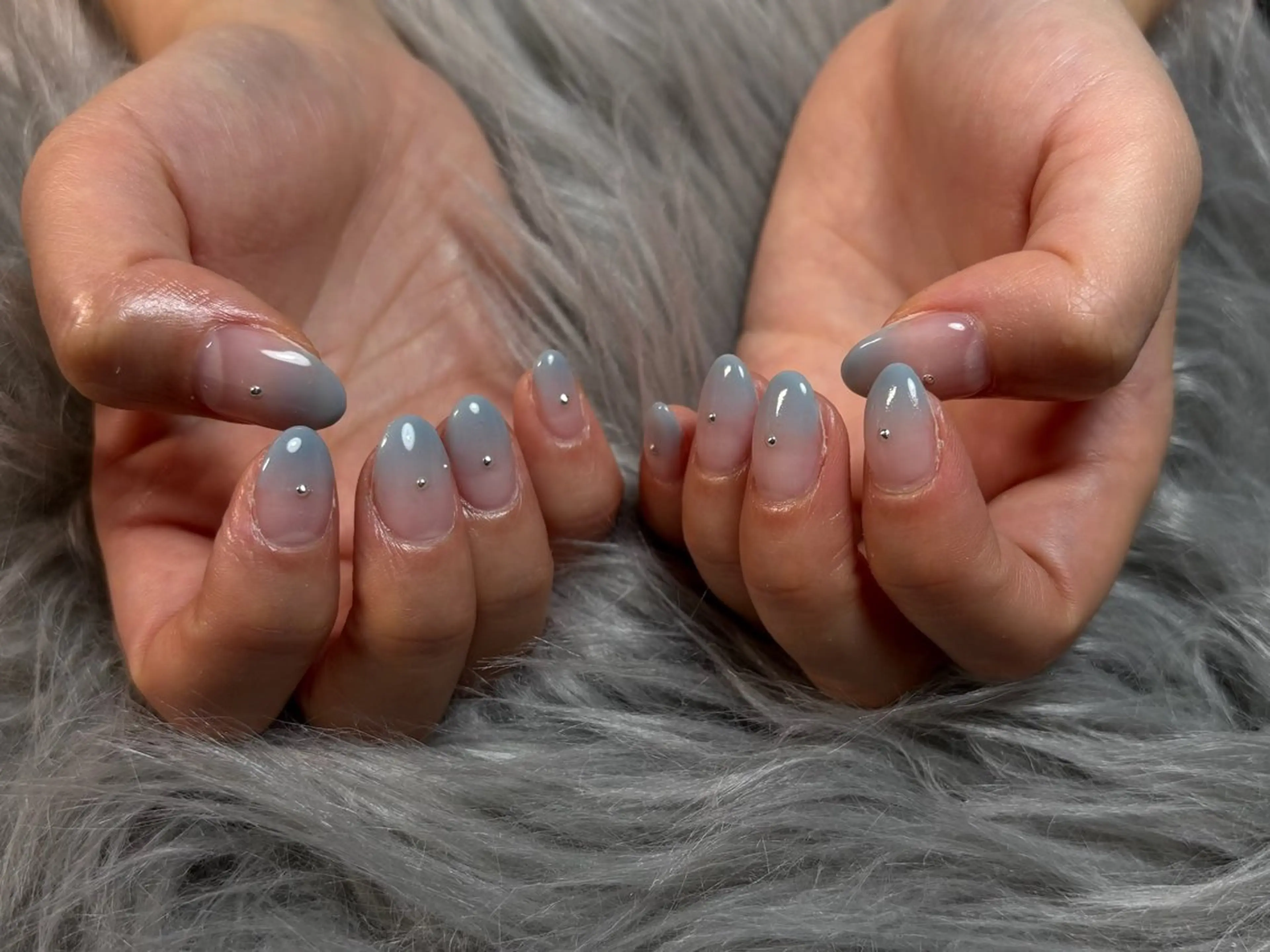 ・グラデーションネイル【ソフトジェル付け替え有りの方orお爪にジェルが付いていない方】の写真