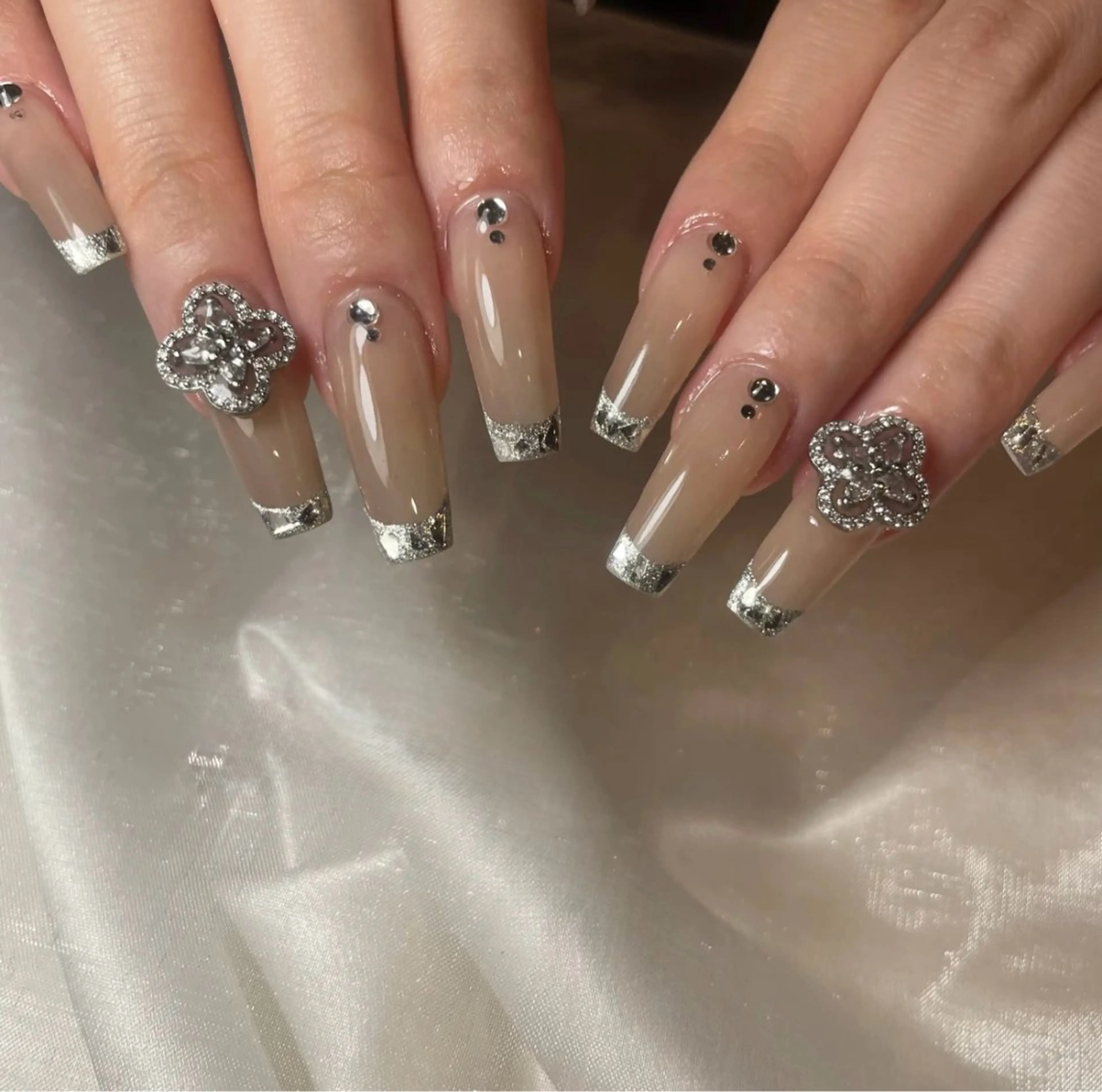 ネイル ハンドネイル NailsbyT N.Sugamoのネイルデザイン