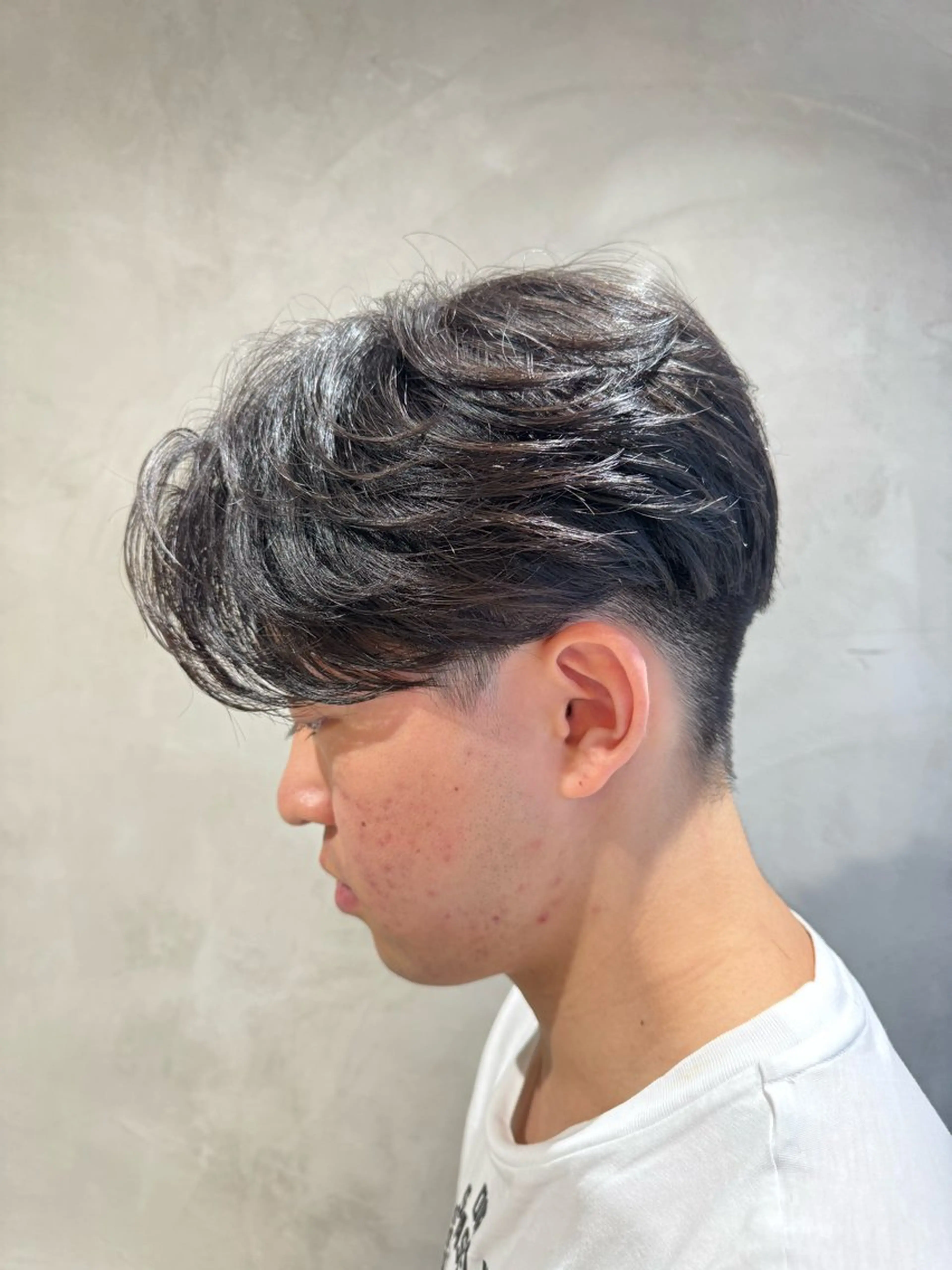 ショート パーマ メンズ センターパート メンズパーマ ニュアンスパーマ nico TOKYO 横浜所属・横浜/レイヤー/ カネコのヘアスタイル