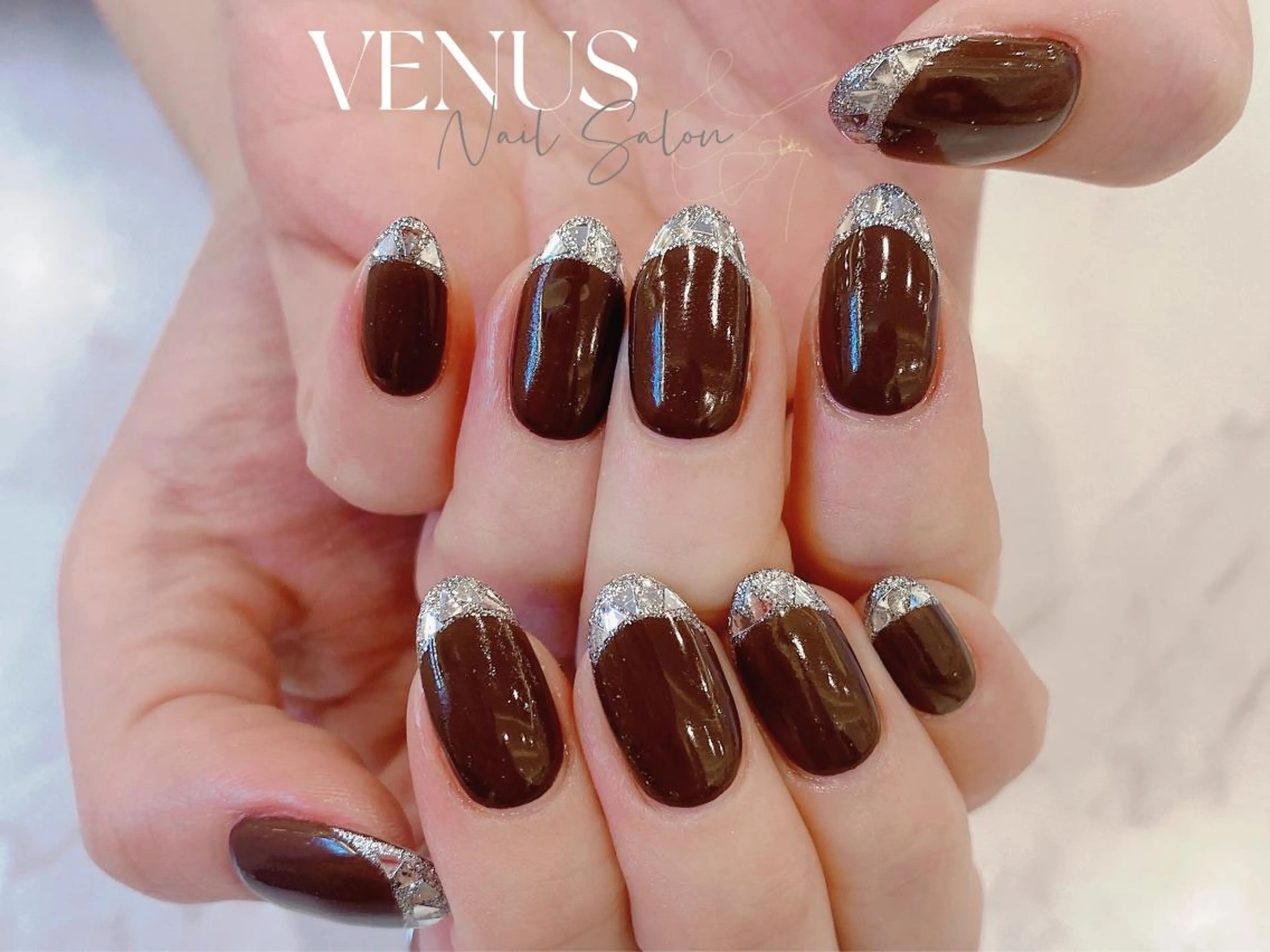 セミロング VENUS Nail ★池袋徒歩2分のネイルデザイン