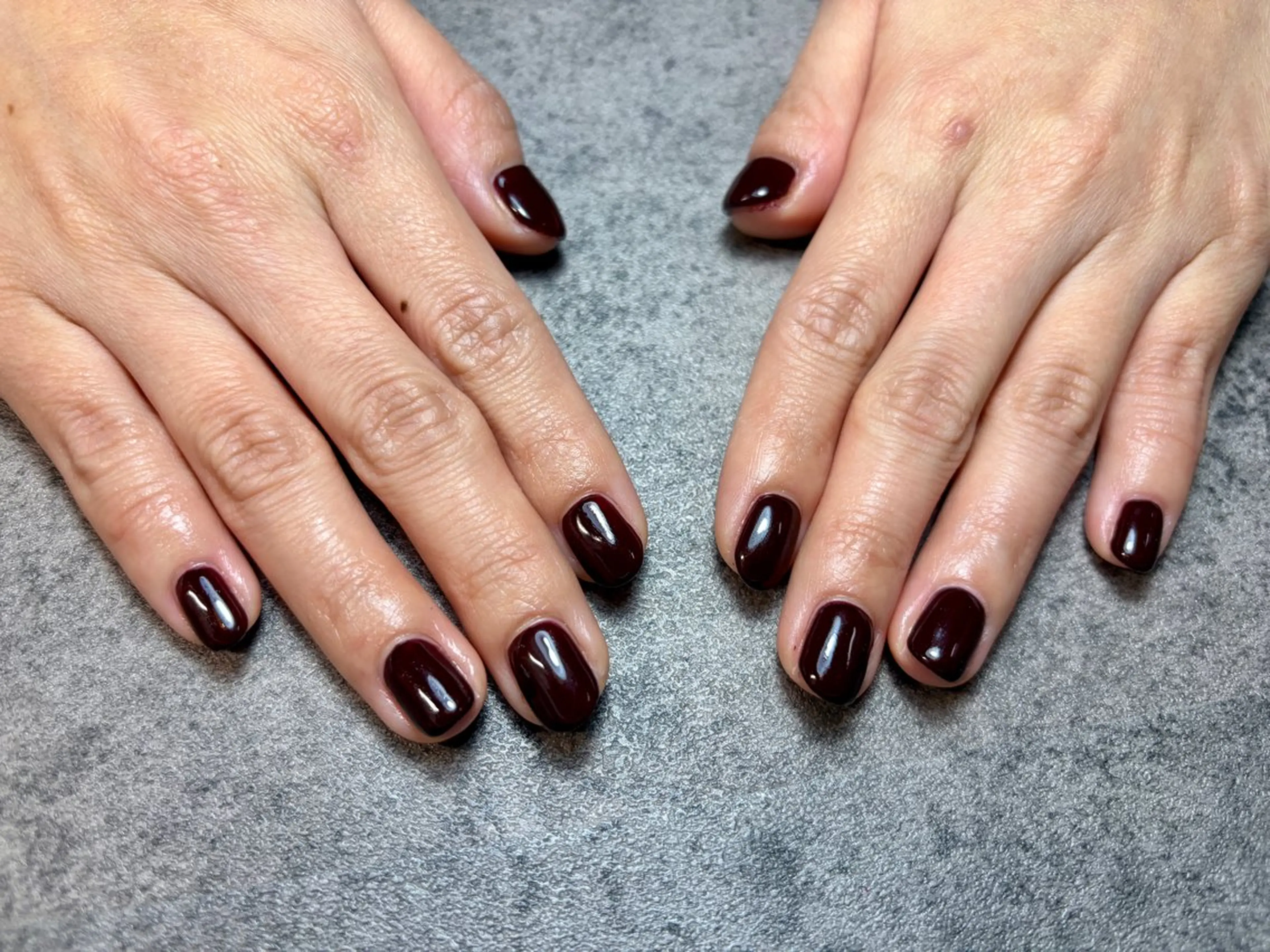 ネイル ボルドー ハンドネイル フットネイル GéRanium Harukaのネイルデザイン