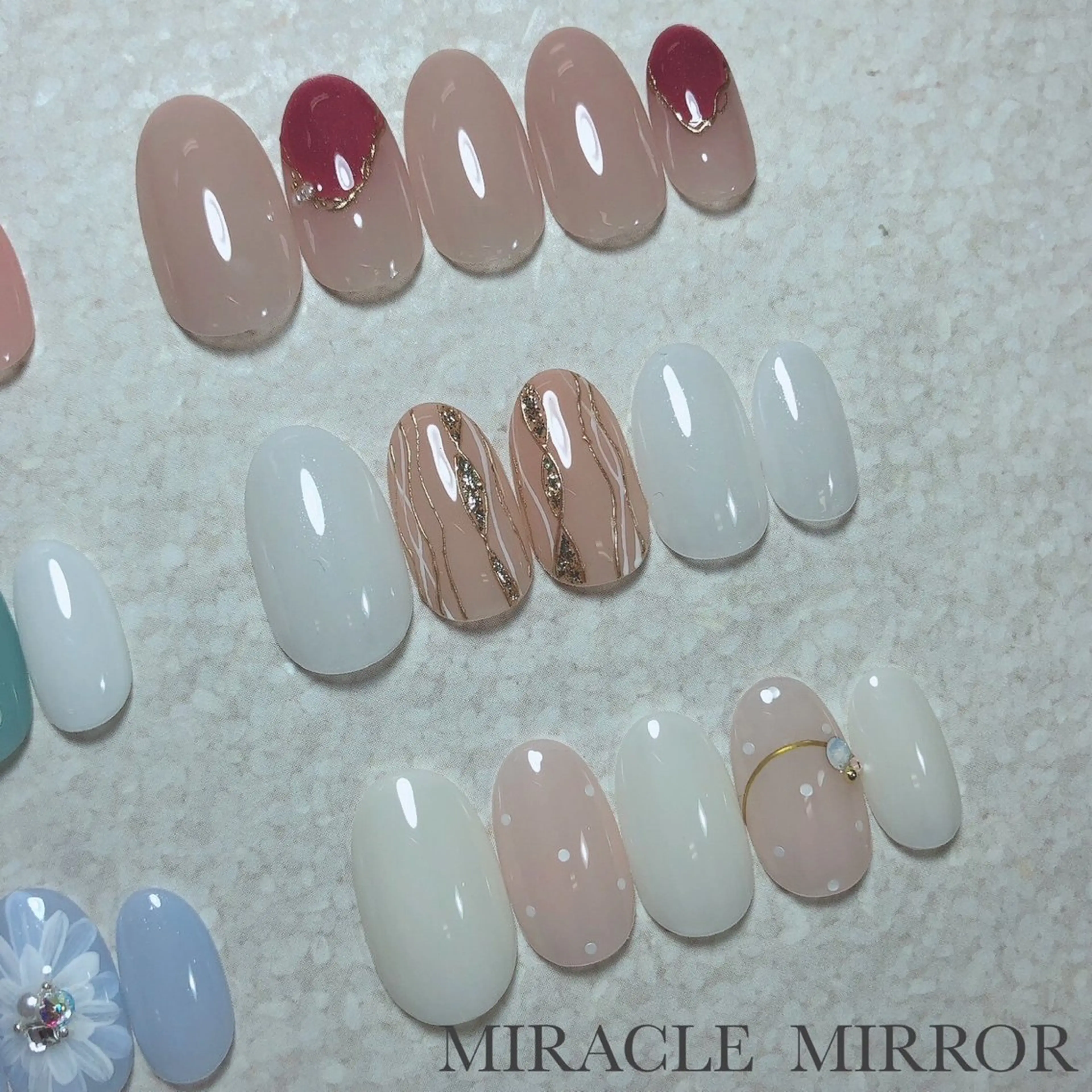 ネイル ミラクルミラー 町野のネイルデザイン