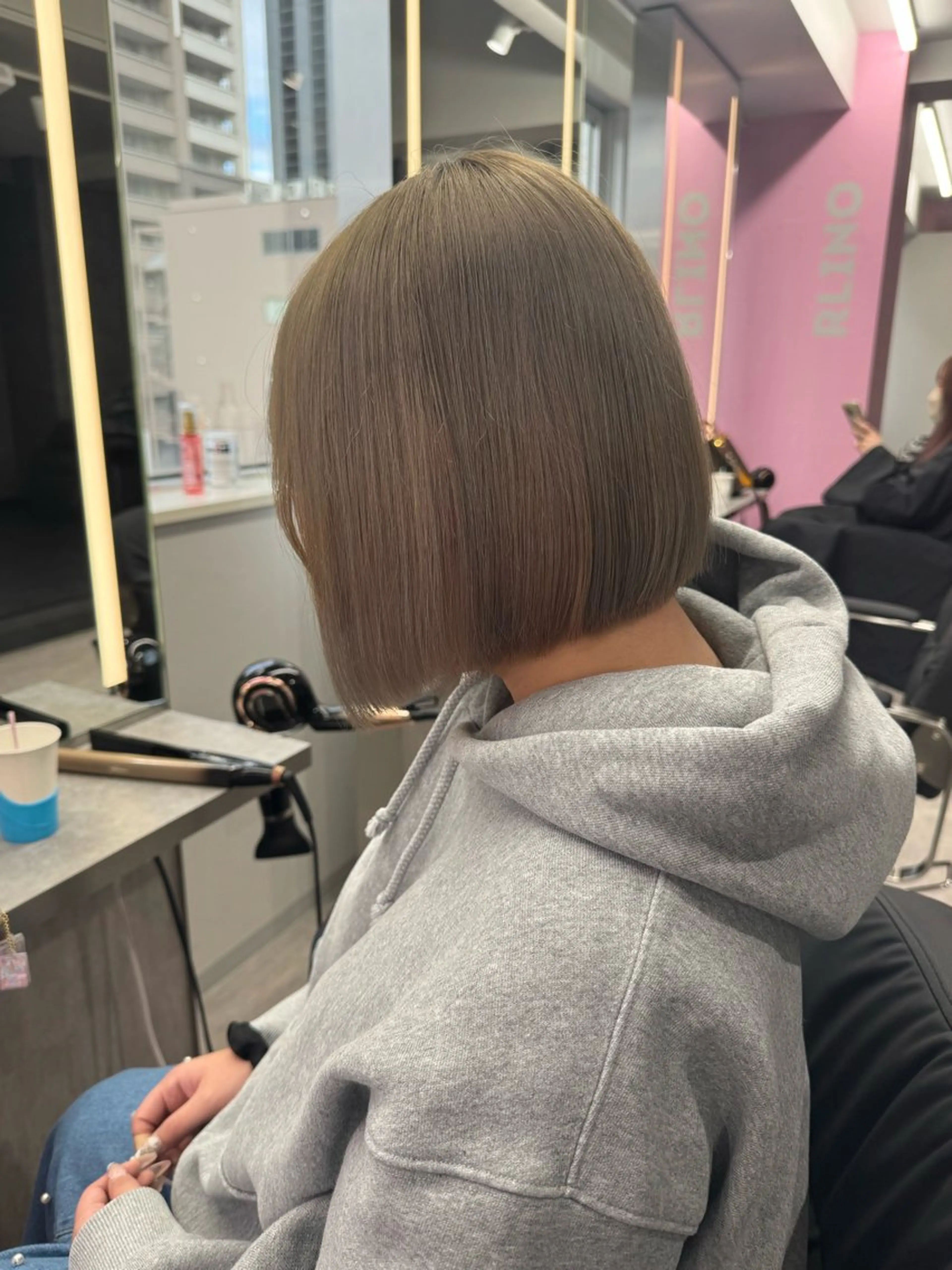 ショート カット Rlino所属・ﾊｲﾗｲﾄ/ﾚｲﾔｰ ｶｯﾄ/大嶽謙のヘアスタイル