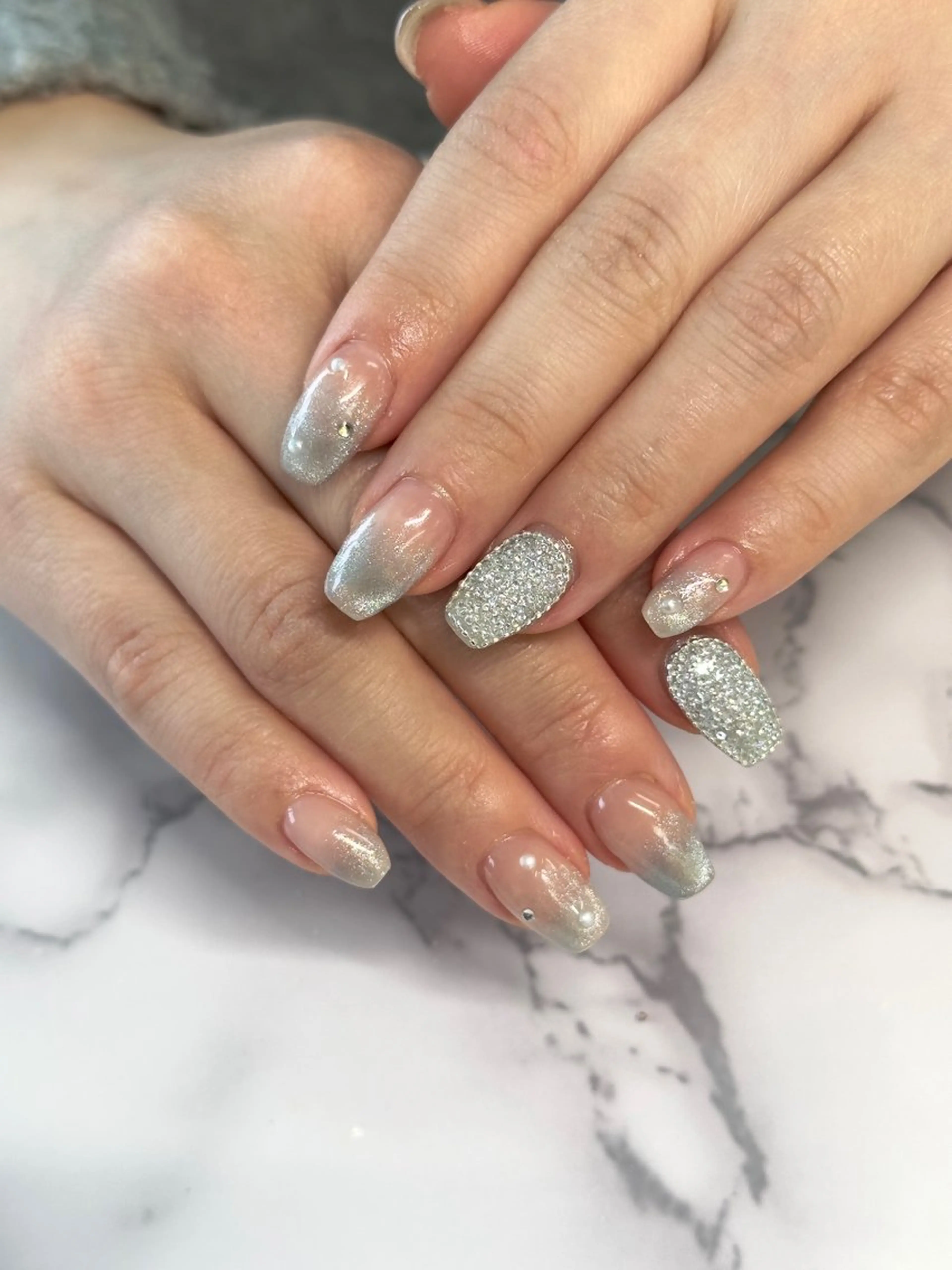 ネイル ハンドネイル salon iris 🦋北広島市大曲のネイルデザイン