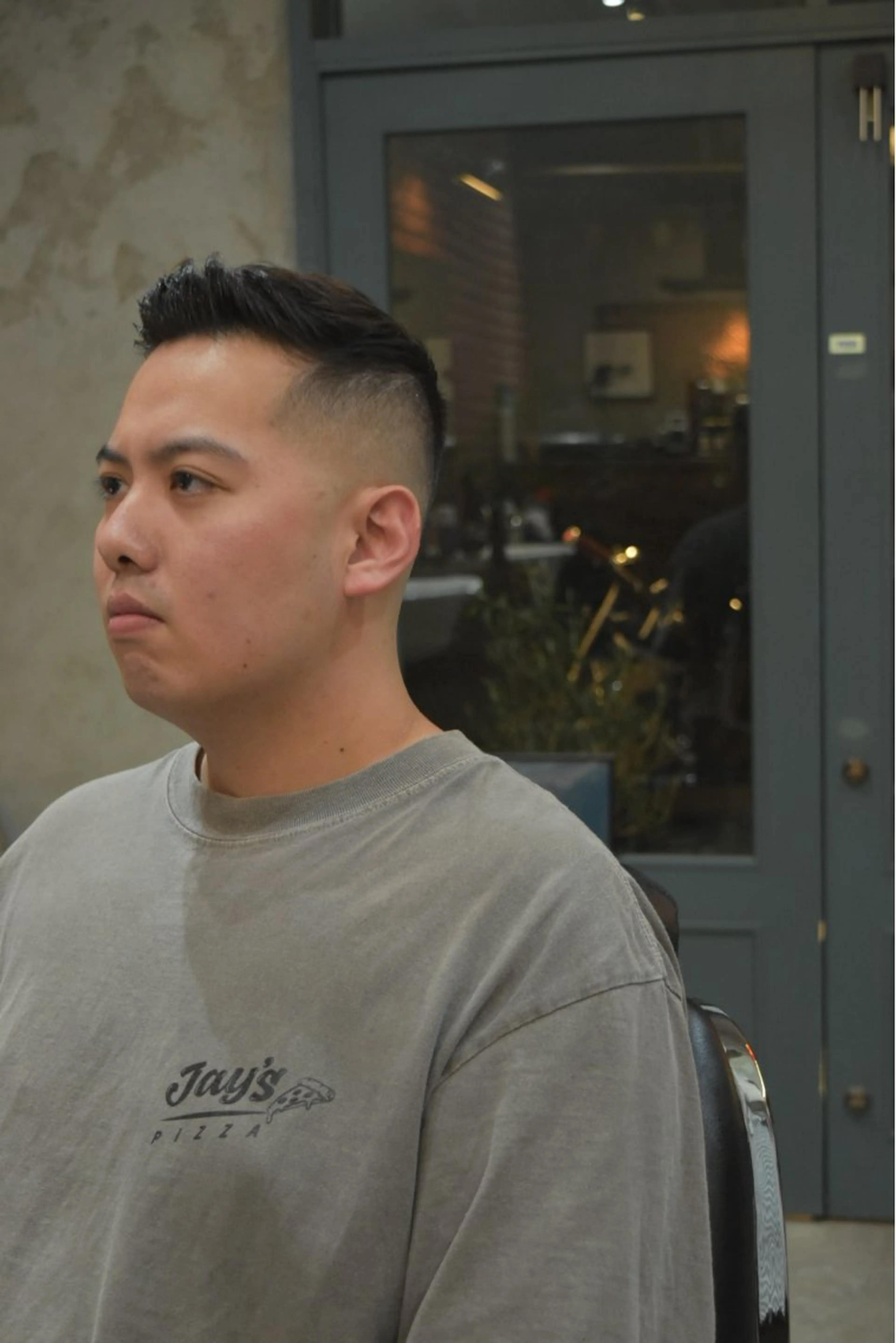 お顔剃り、眉カットの写真