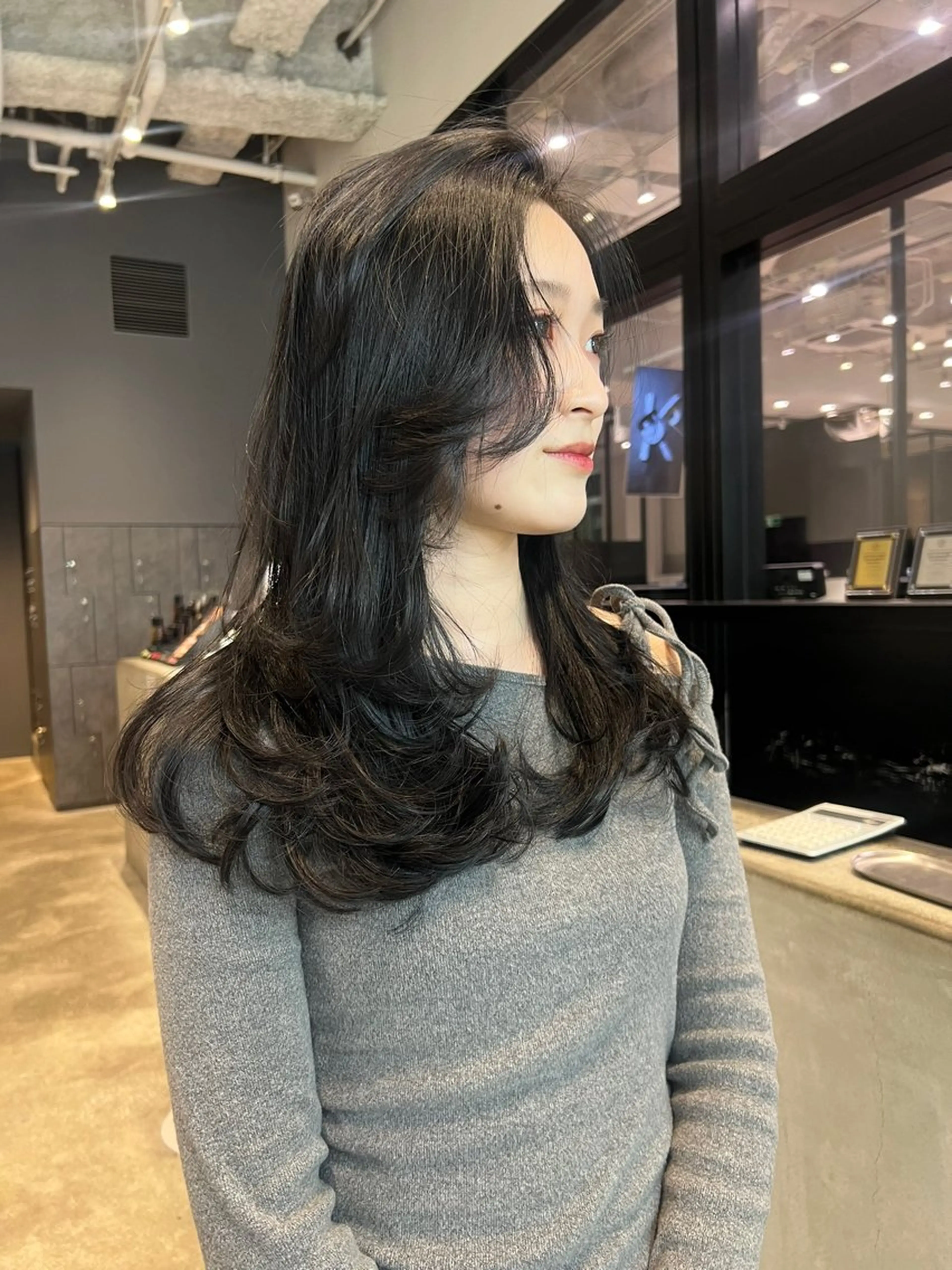 トレンド前髪＆顔周りカット✂︎💇‍♀️（アイロンレクチャー付き） ＋ケアカラー🩵🩷の写真
