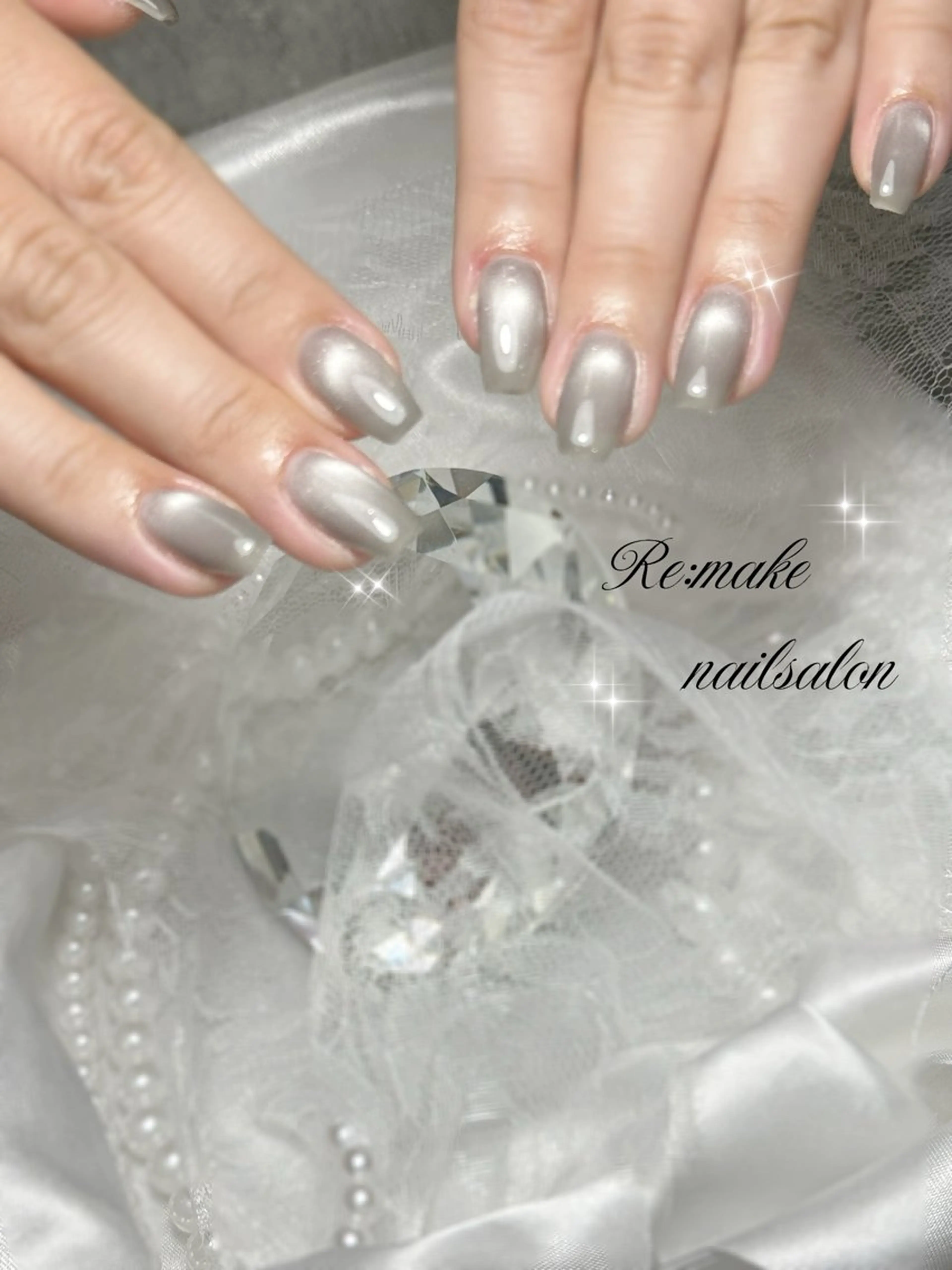 ネイル マグネットネイル ビー玉ネイル シルバー ハンドネイル Suetake Shuriのネイルデザイン