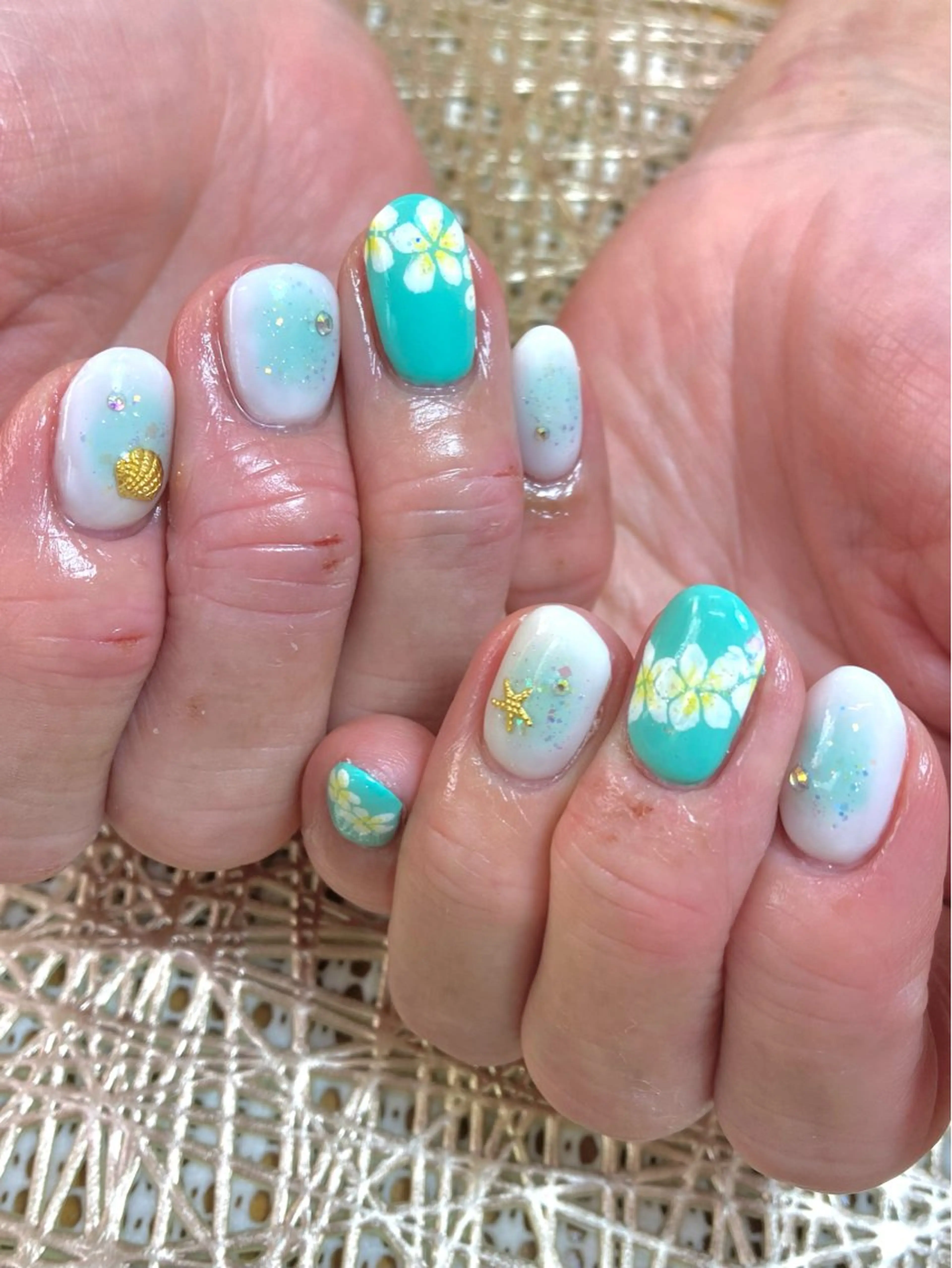 ネイル シンプルネイル nail atelier  new moon所属・new moon 森のネイルデザイン