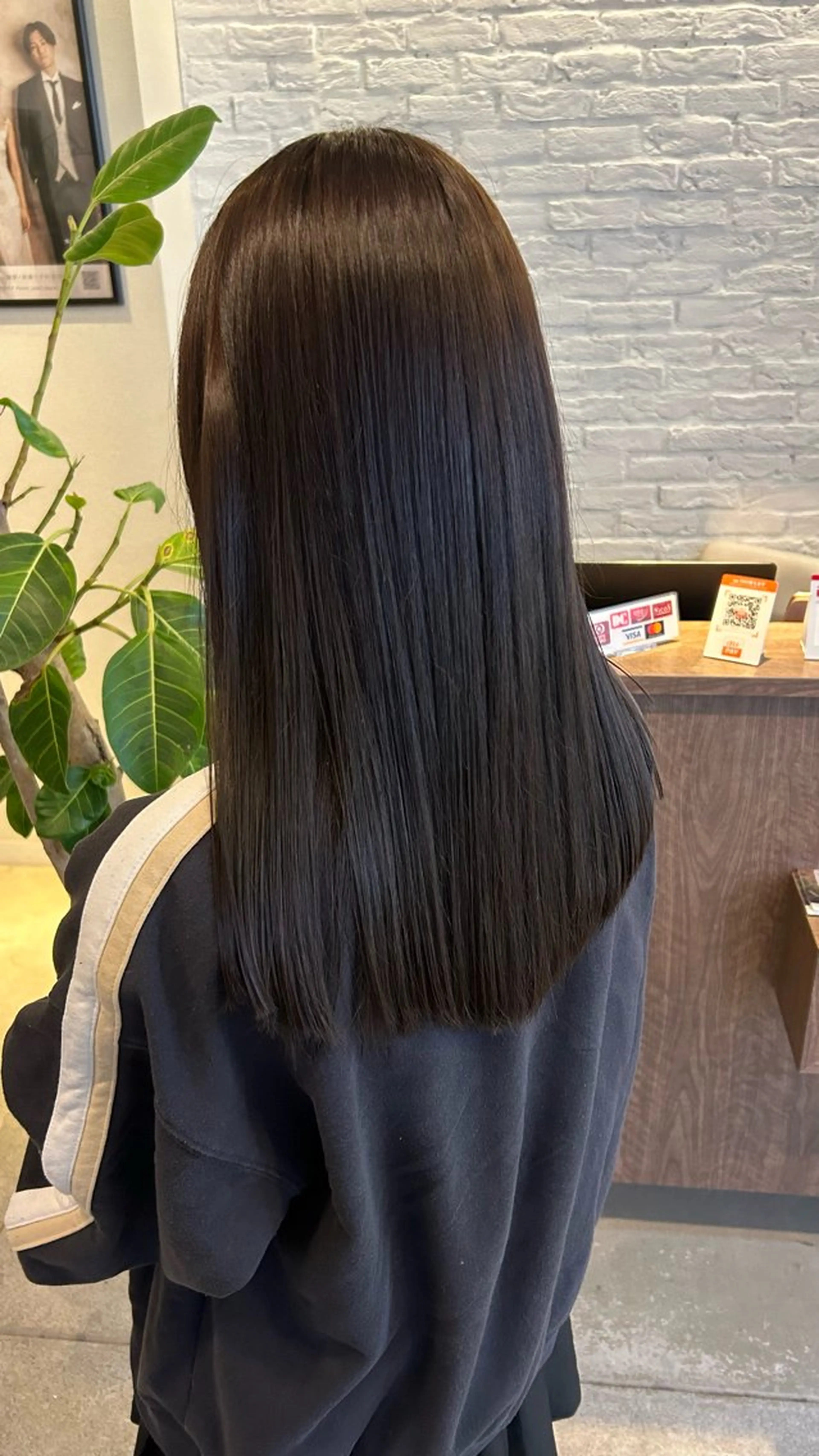 ロング ブリーチ⏳艶カラー Natsukiのヘアスタイル