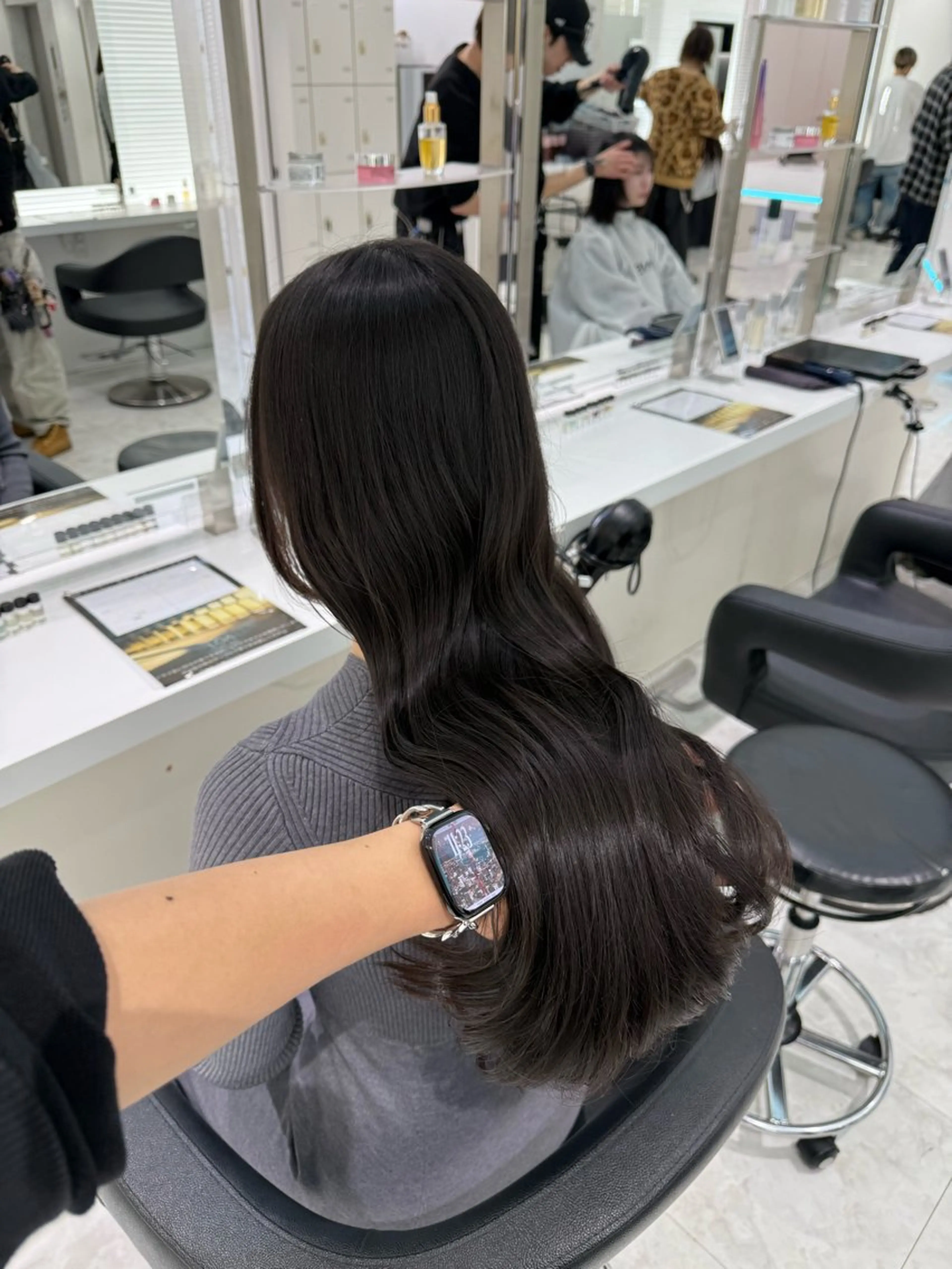 ロング カラー ヘアカラー 大人っぽ暗髪レディ 🩶takuto🩶のヘアスタイル