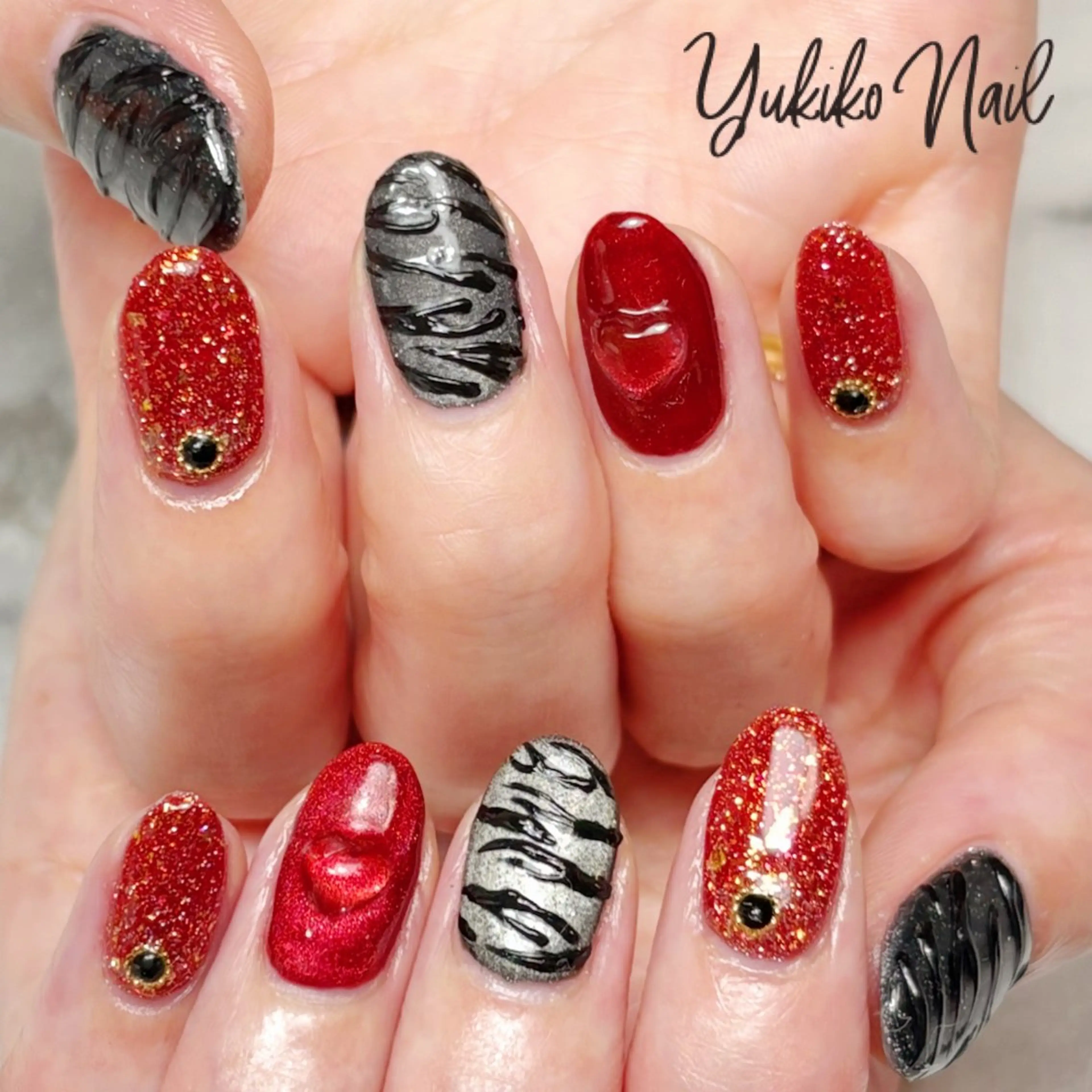 ネイル アニマル柄 フラッシュネイル キラキラネイル マグネットネイル 夏ネイル ハンドネイル ユキコ ネイルのネイルデザイン