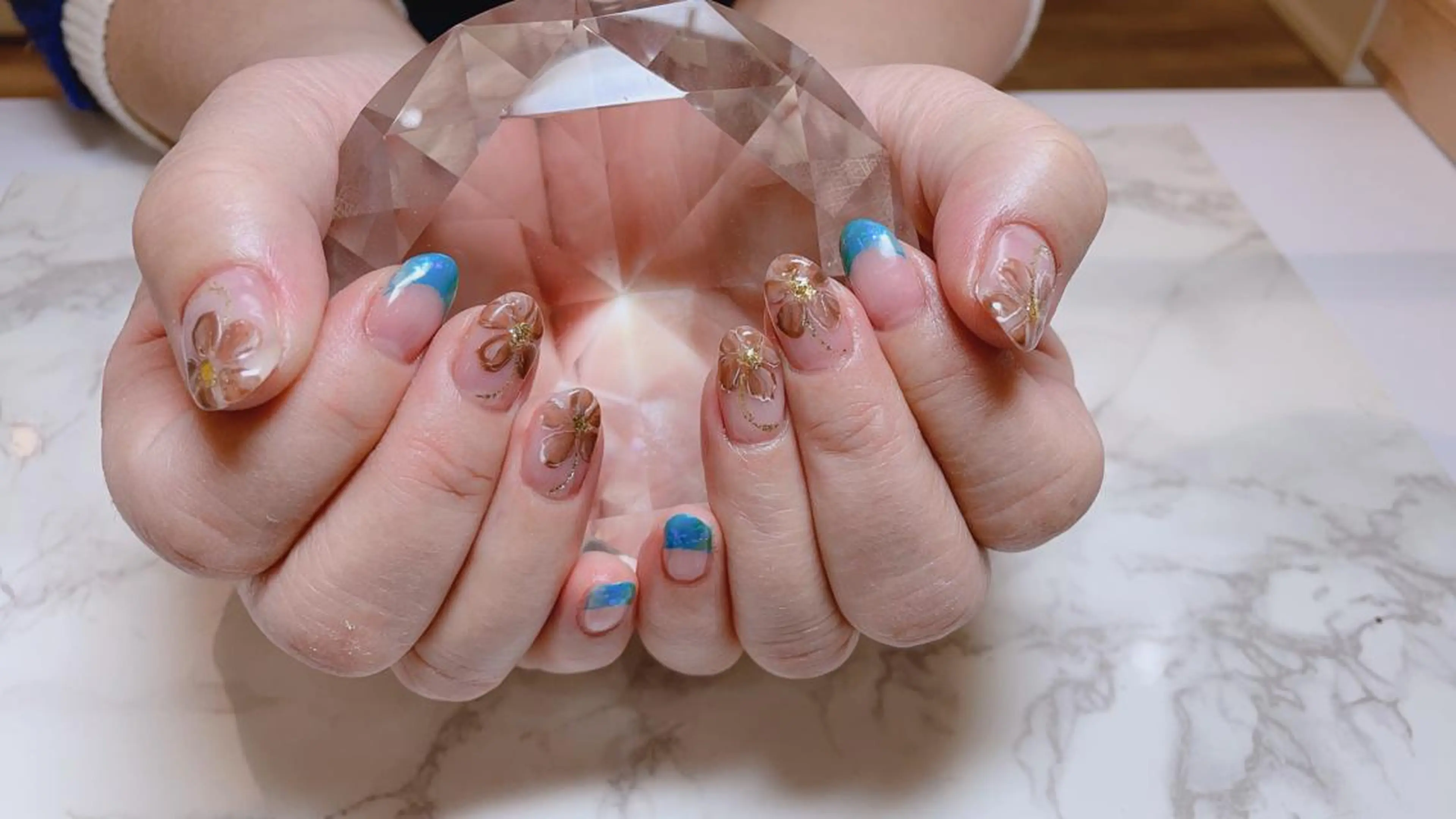 ネイル フラワーネイル 持ち込み スカルプネイル SINCERELY シンシアリー🌈のネイルデザイン