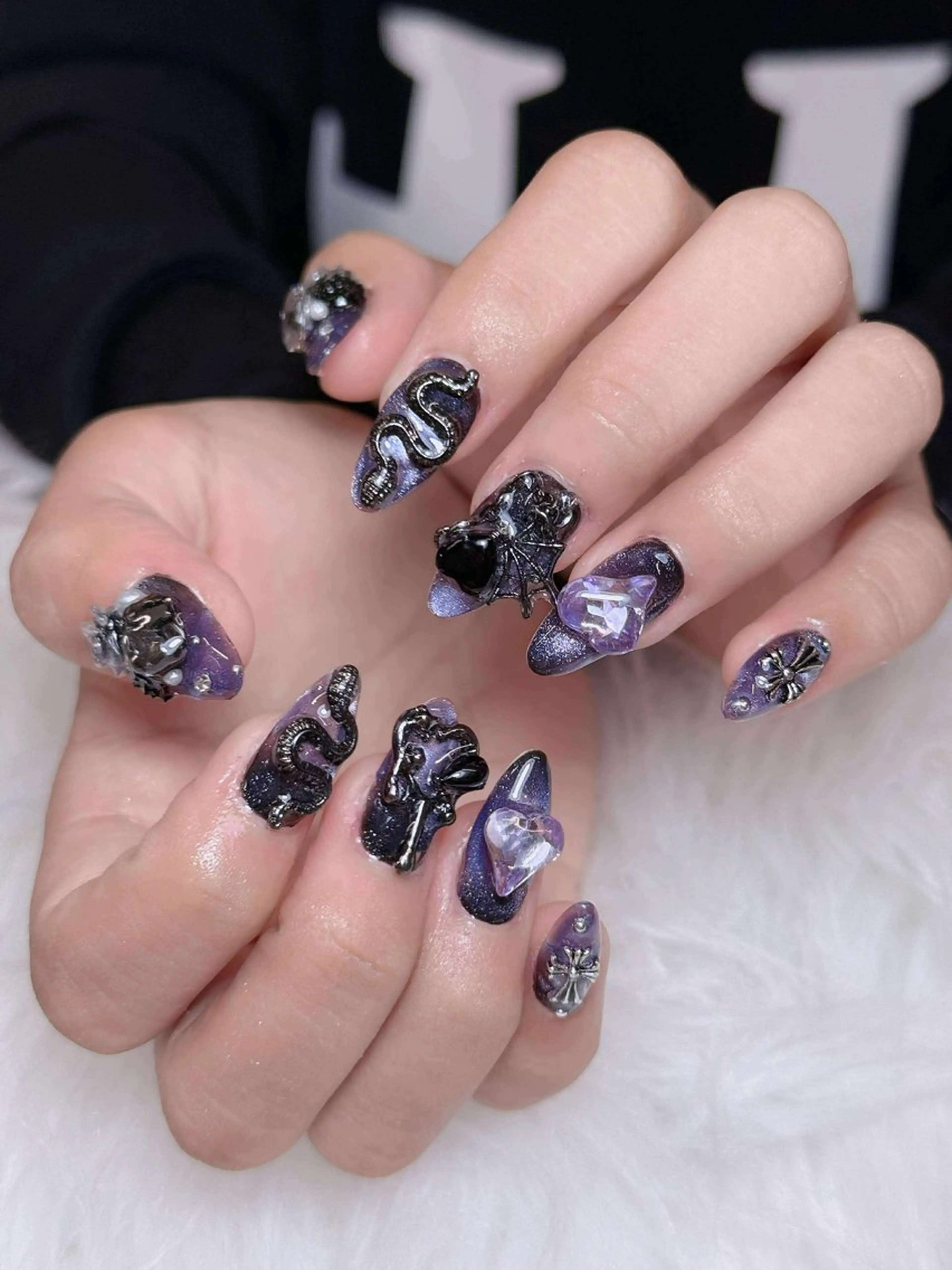 ネイル オーロラネイル チークネイル フットネイル フレンチネイル 韓国ネイル ハンドネイル Lumi Nail 新大久保3‘のネイルデザイン