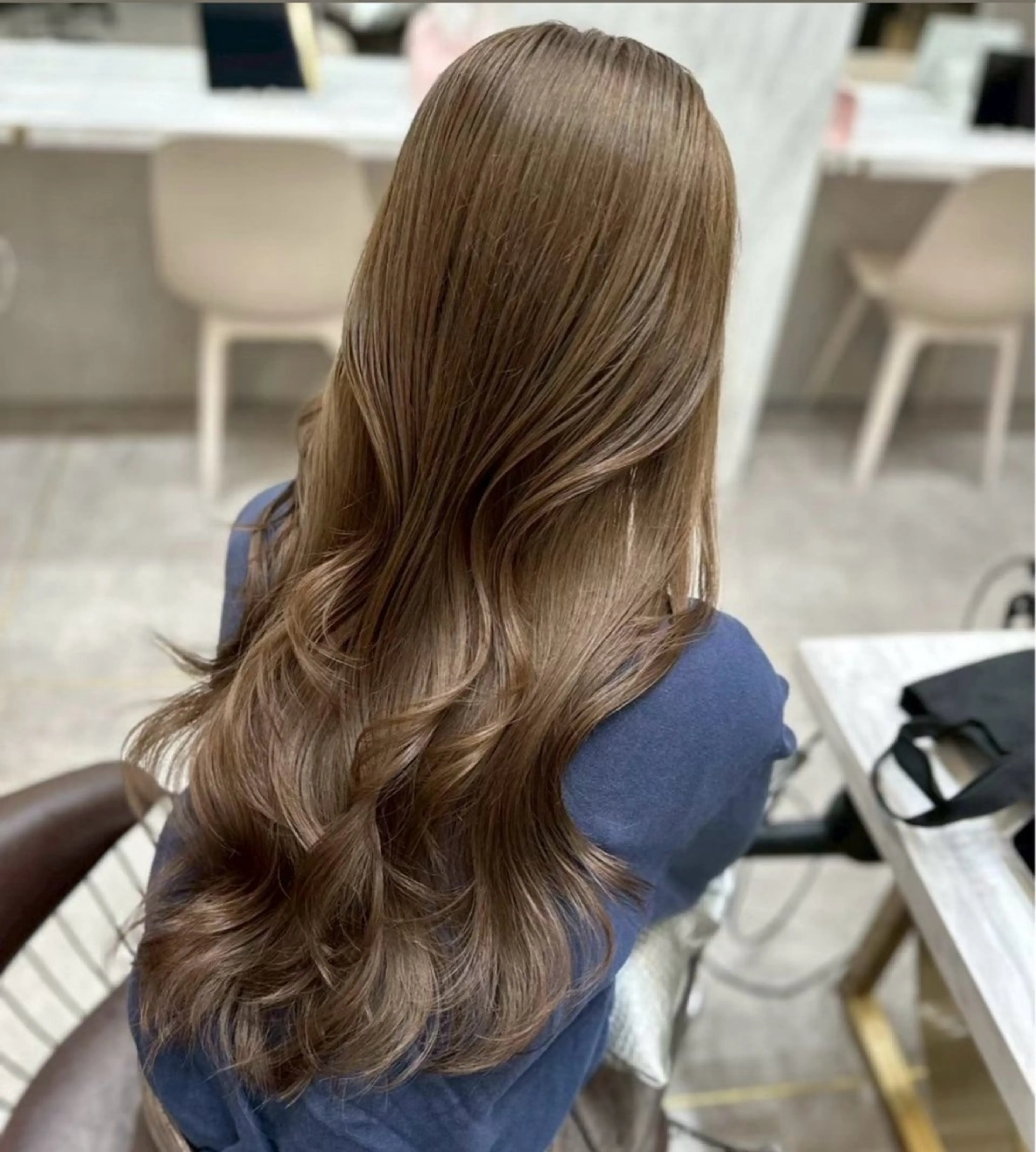 ロング くびれヘア 韓国風ヘア 🎀透明感ブラウ ンshizuka🎀のヘアスタイル