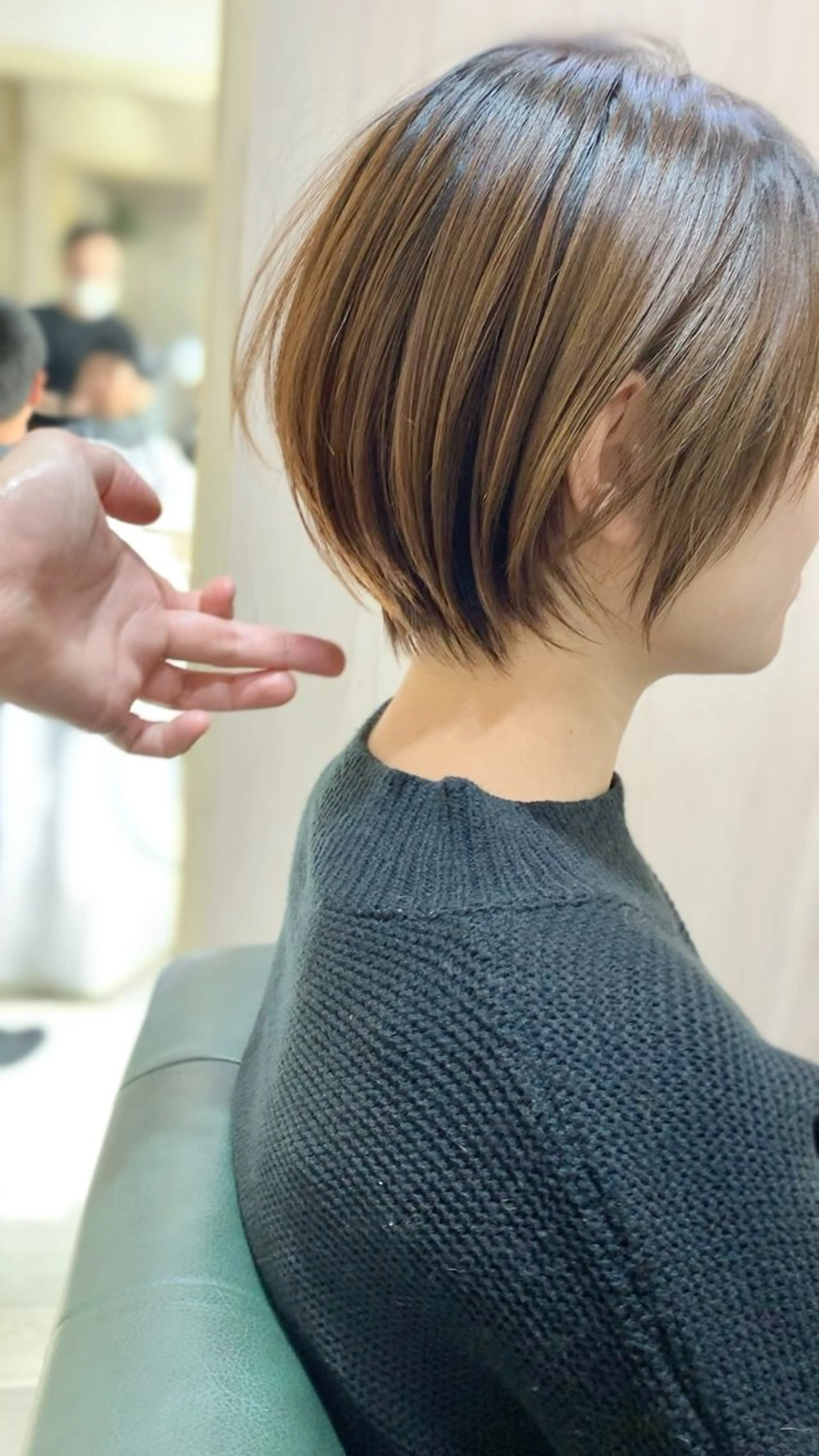 ショート 丸みショート ショートヘア ヘアーレスキューカプラ所属・坂 直樹のヘアスタイル