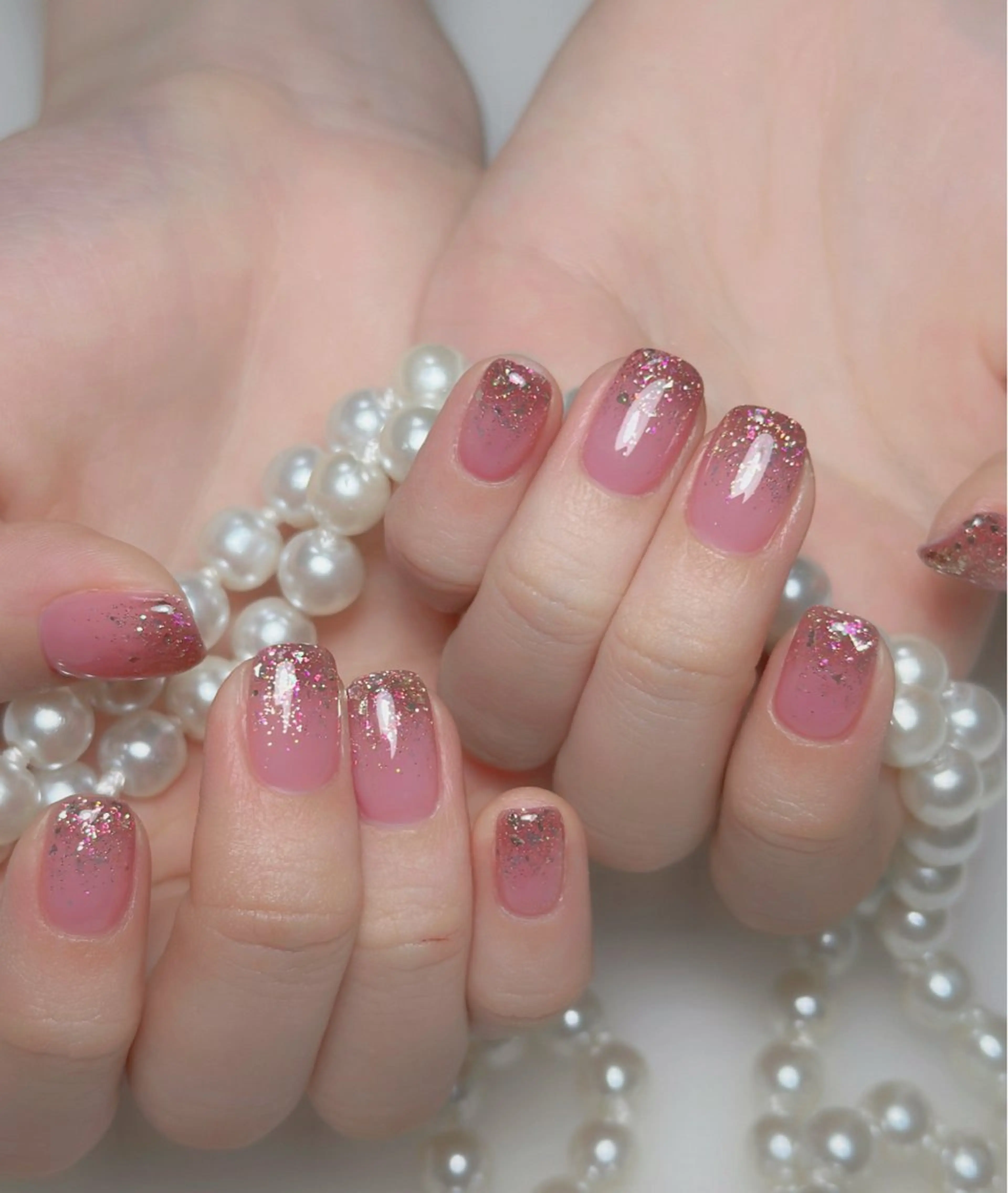 ネイル オーロラネイル 長さ出し フットネイル 韓国ネイル ラメ(グリッター) ハンドネイル 👍thumbs up nail👍のネイルデザイン