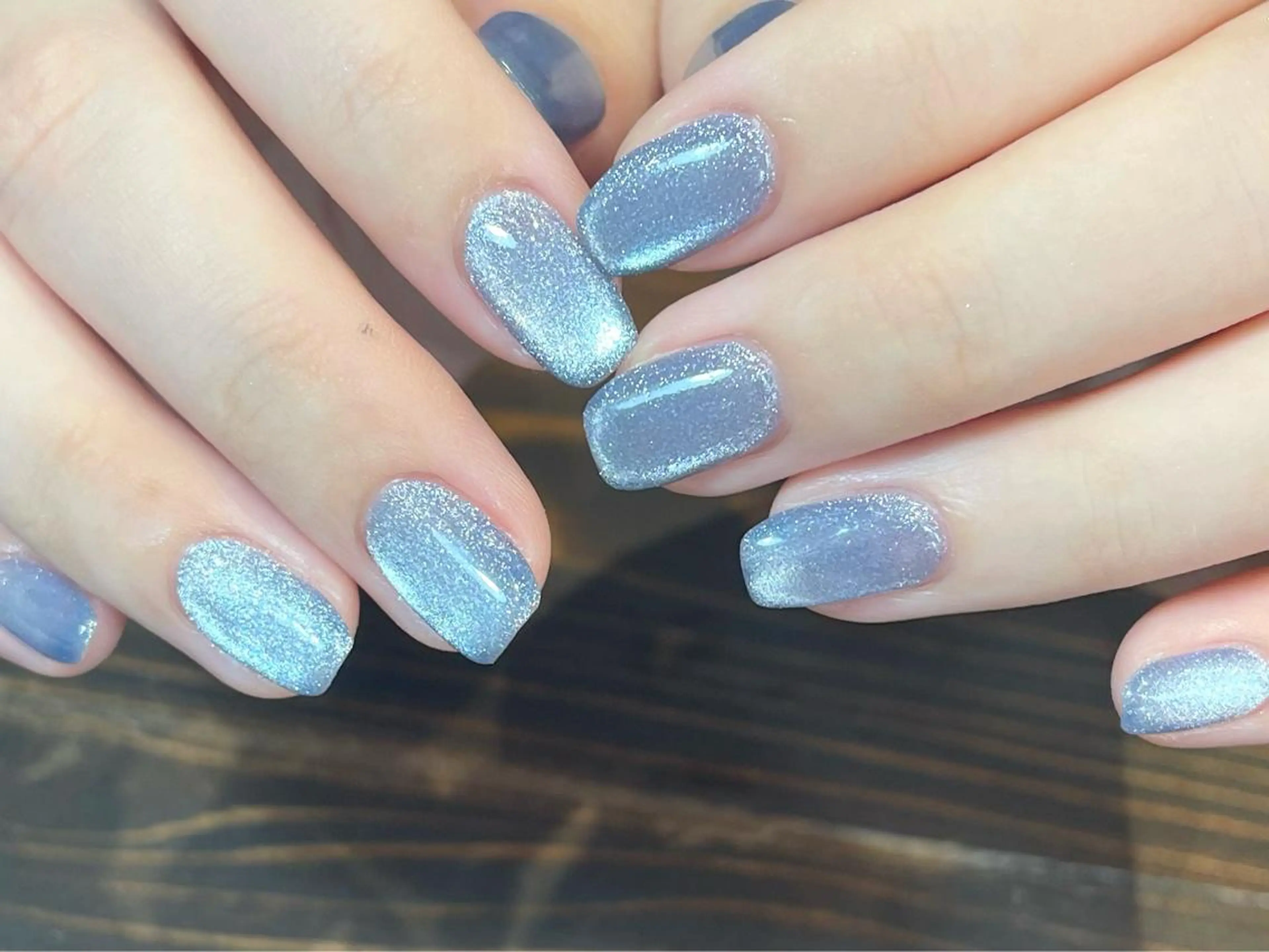 ネイル アートネイル ブルー ジェルネイル マグネットネイル ニュアンスネイル ハンドネイル kinjo yuaのネイルデザイン
